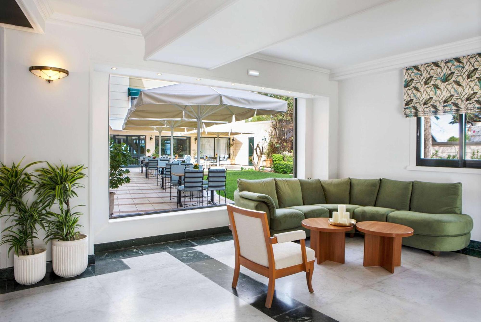 Hotel Ramada By Wyndham , Athens Club Attica Riviera 5*