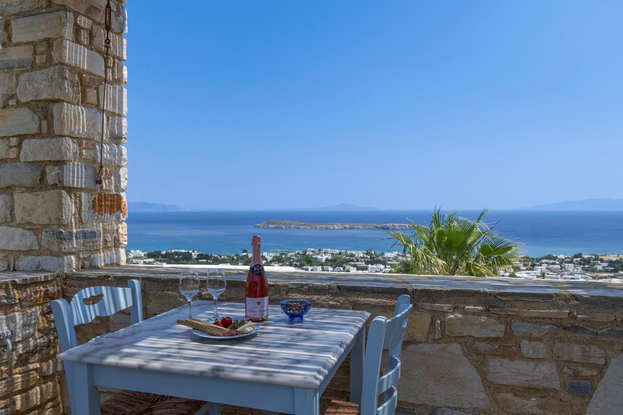 Rossi Paros Luxury And Apartment Drios