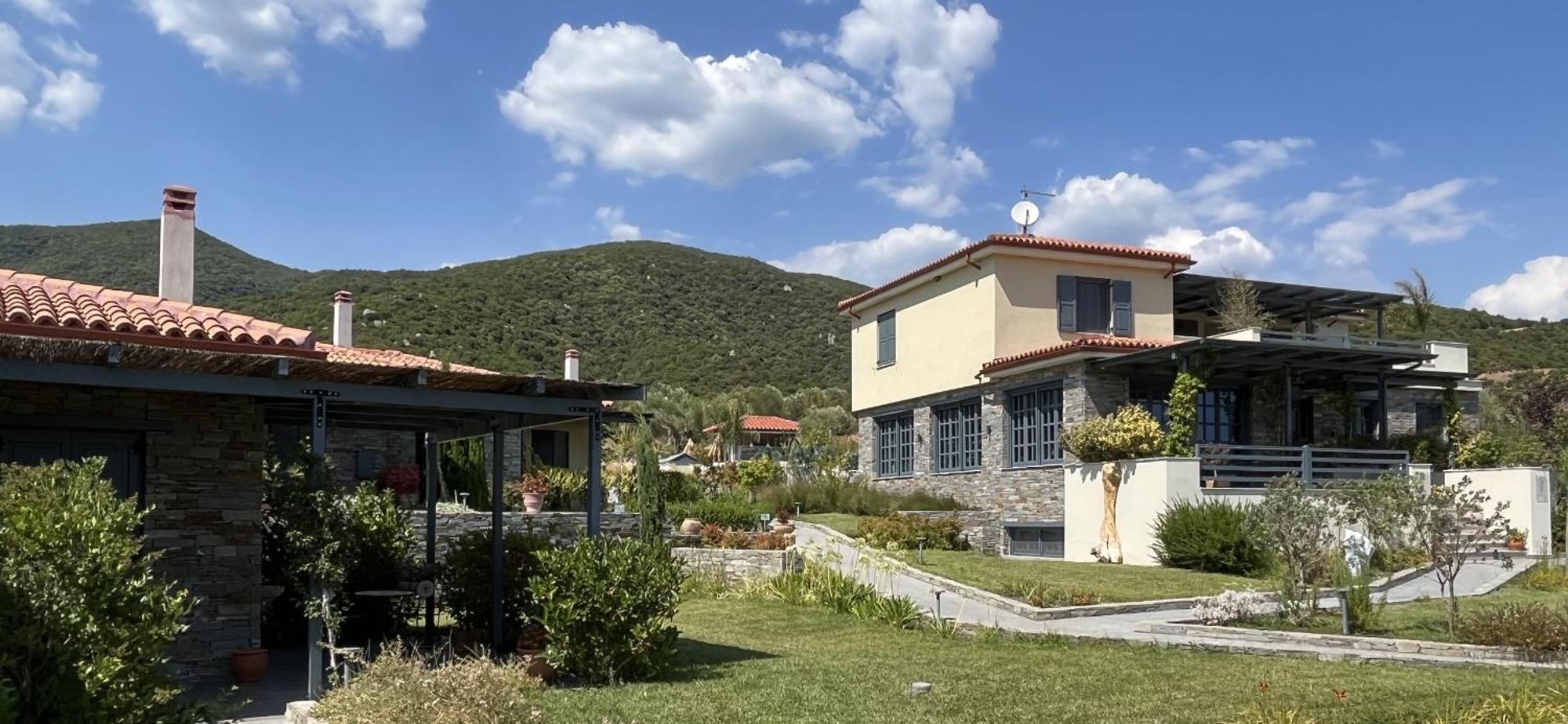 Ioniso Boutique Hotel