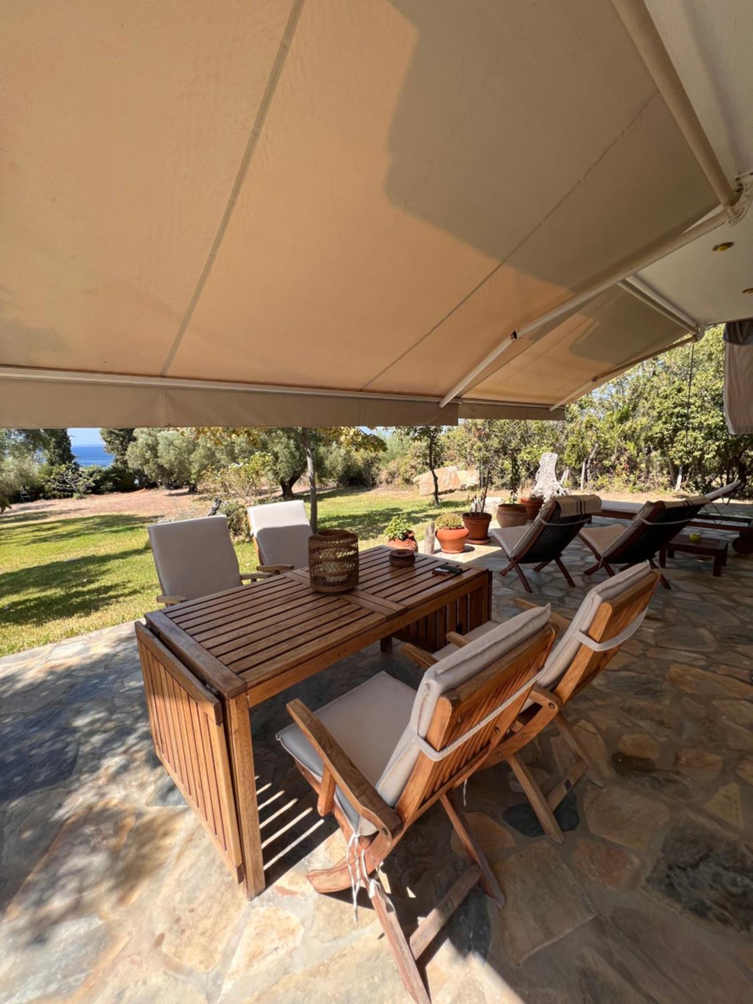 Country Villa *