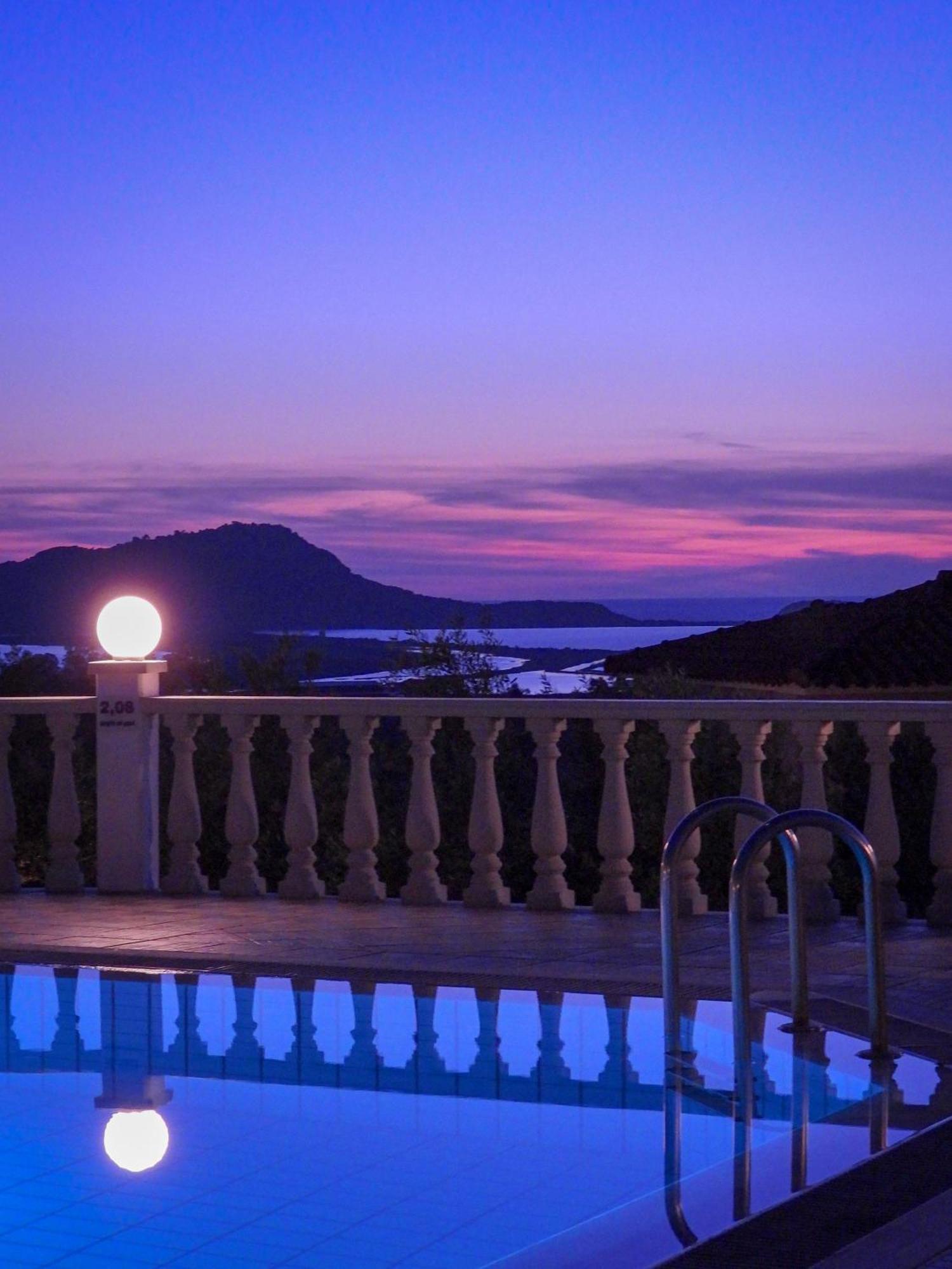 Thanos Village Aparthotel Gialova