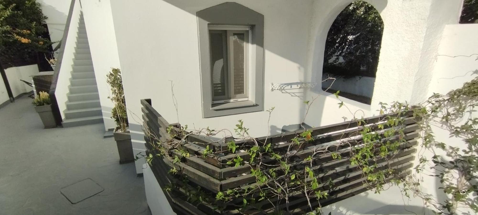 Ammos Luxury Apartment