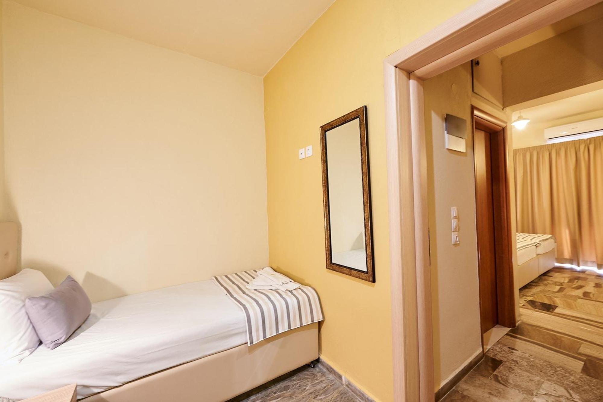 Thalia Deco & Hotel
