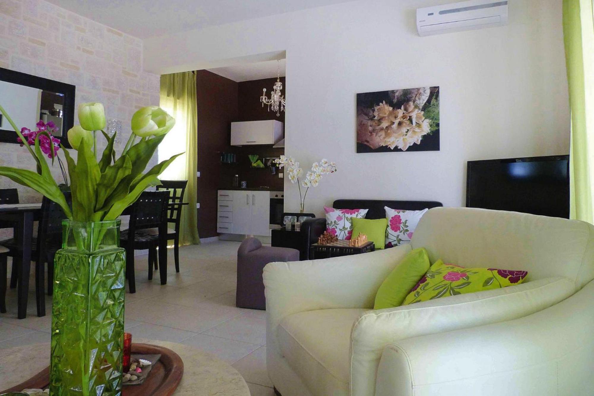 In With Shared Pool Villa