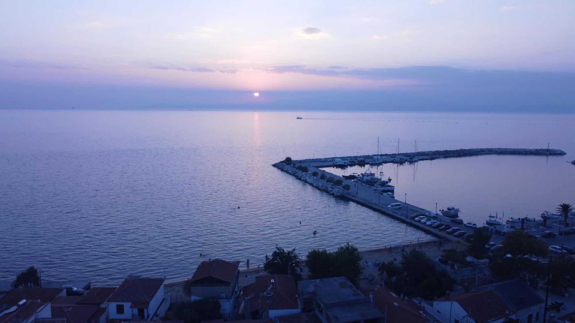 Apartment Beachfront Thassos Skala Kallirakhis