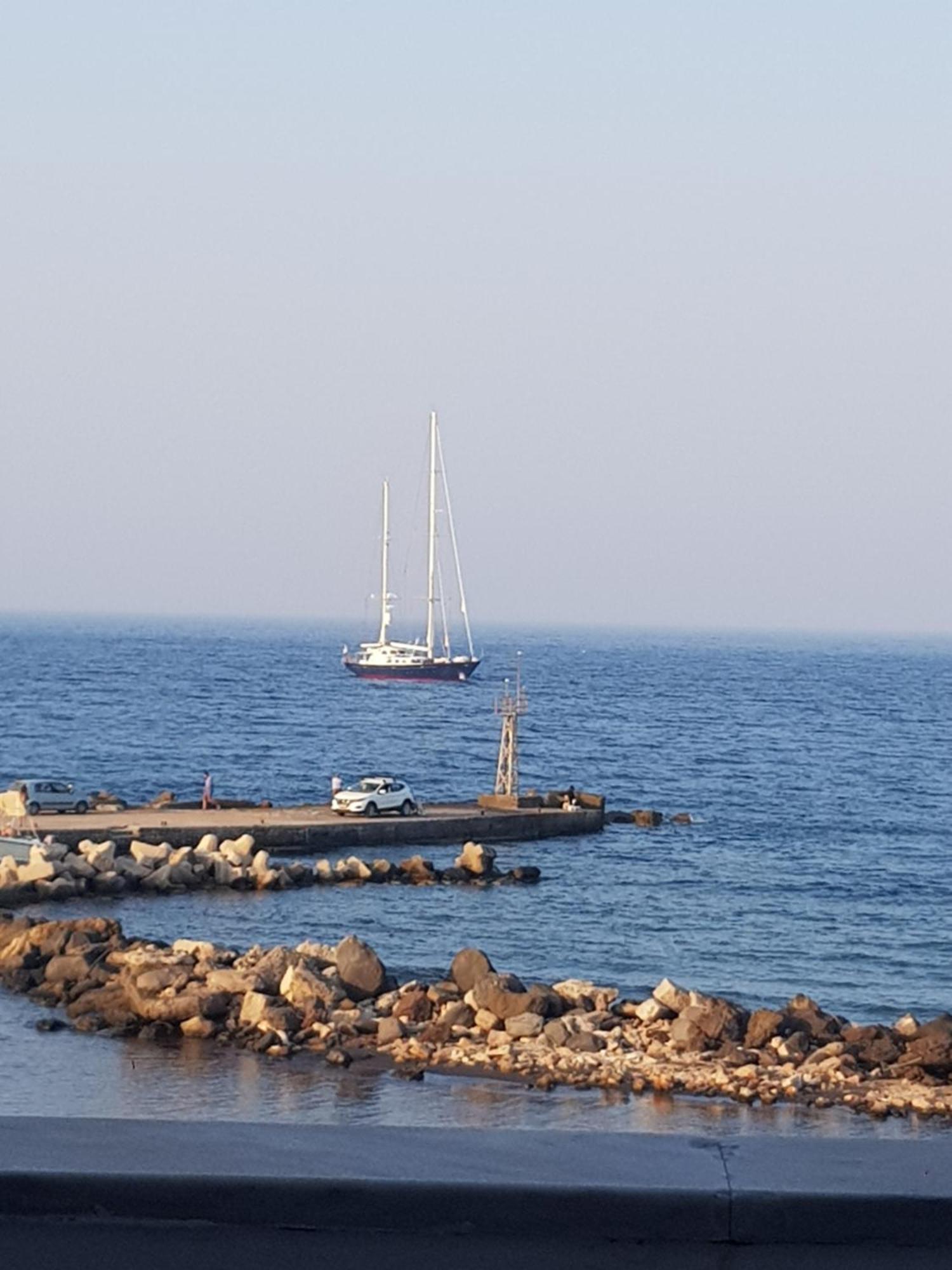 Rodothea And Adams On The Beach, Santorini * Monolithos (Santorini)