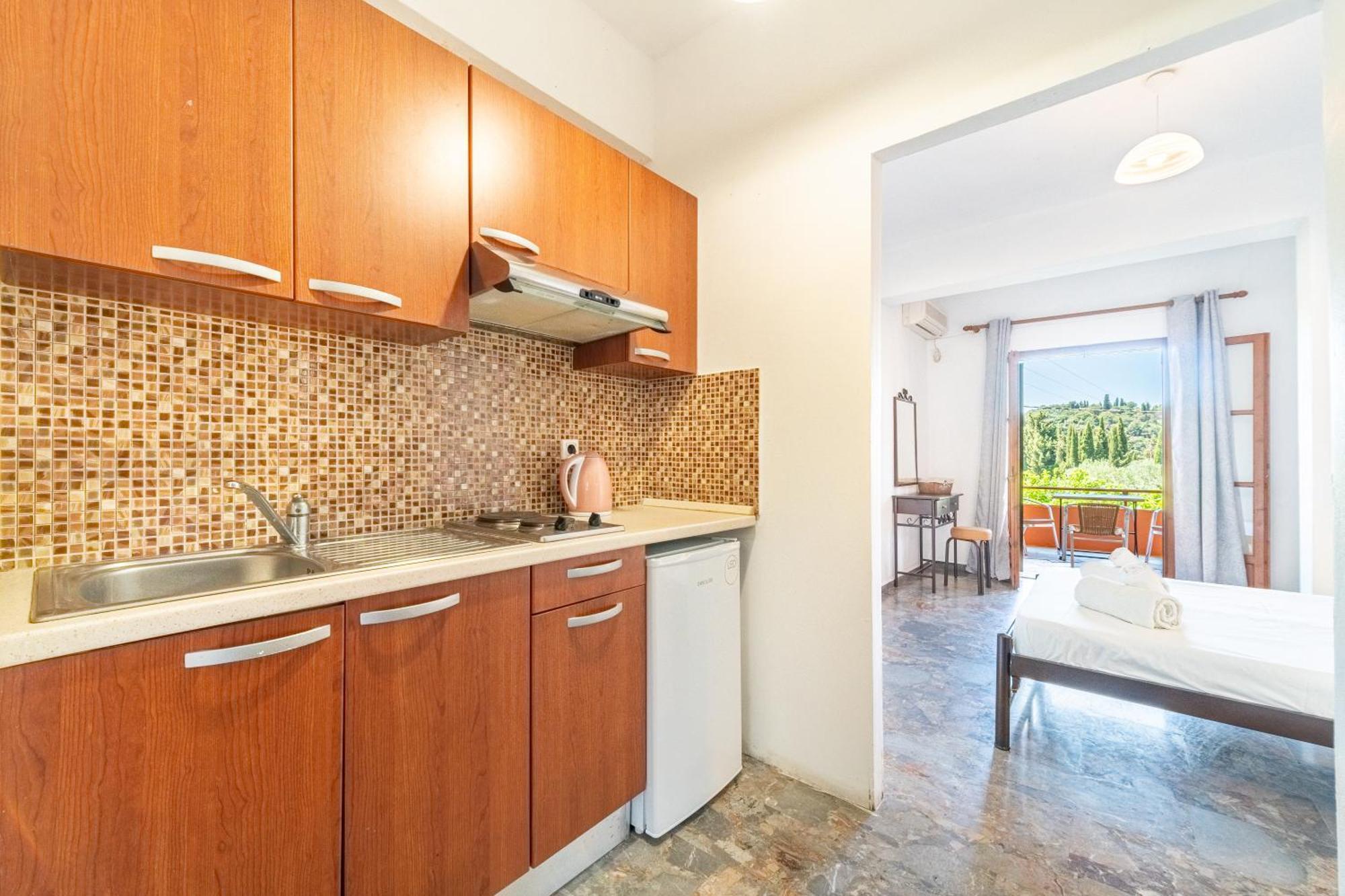 Arianna Ground Floor 3 Apartment *