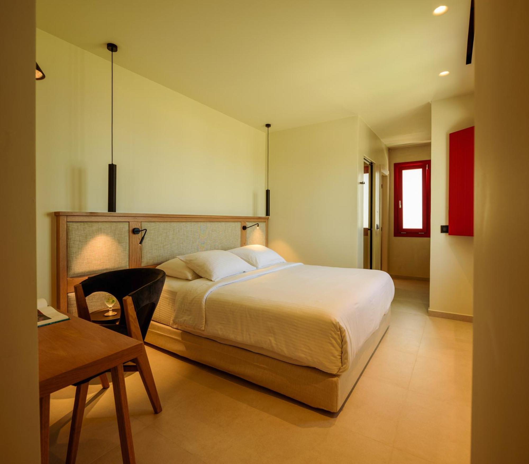 11:11 By Potnia Hotel *