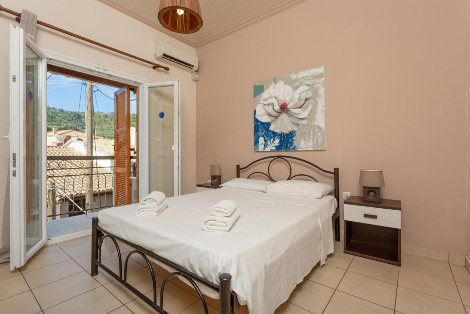 Fay Apartment Agios Stefanos (Thinali)