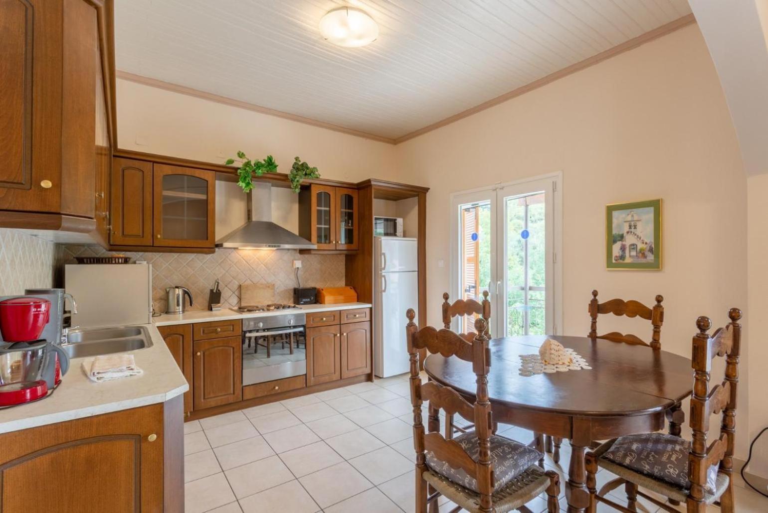 Fay Apartment Agios Stefanos (Thinali)