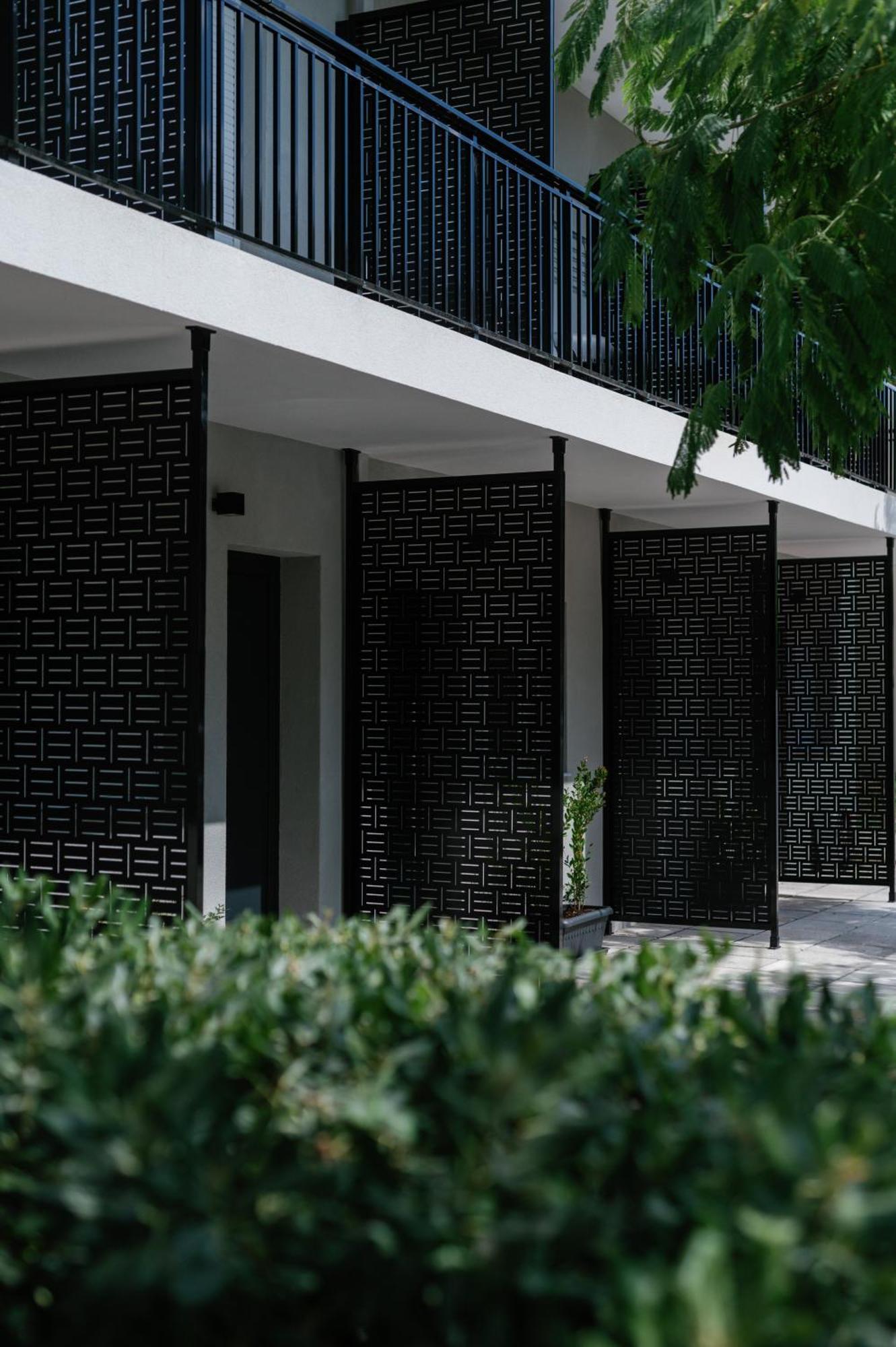31 Doors Alexandroupoli