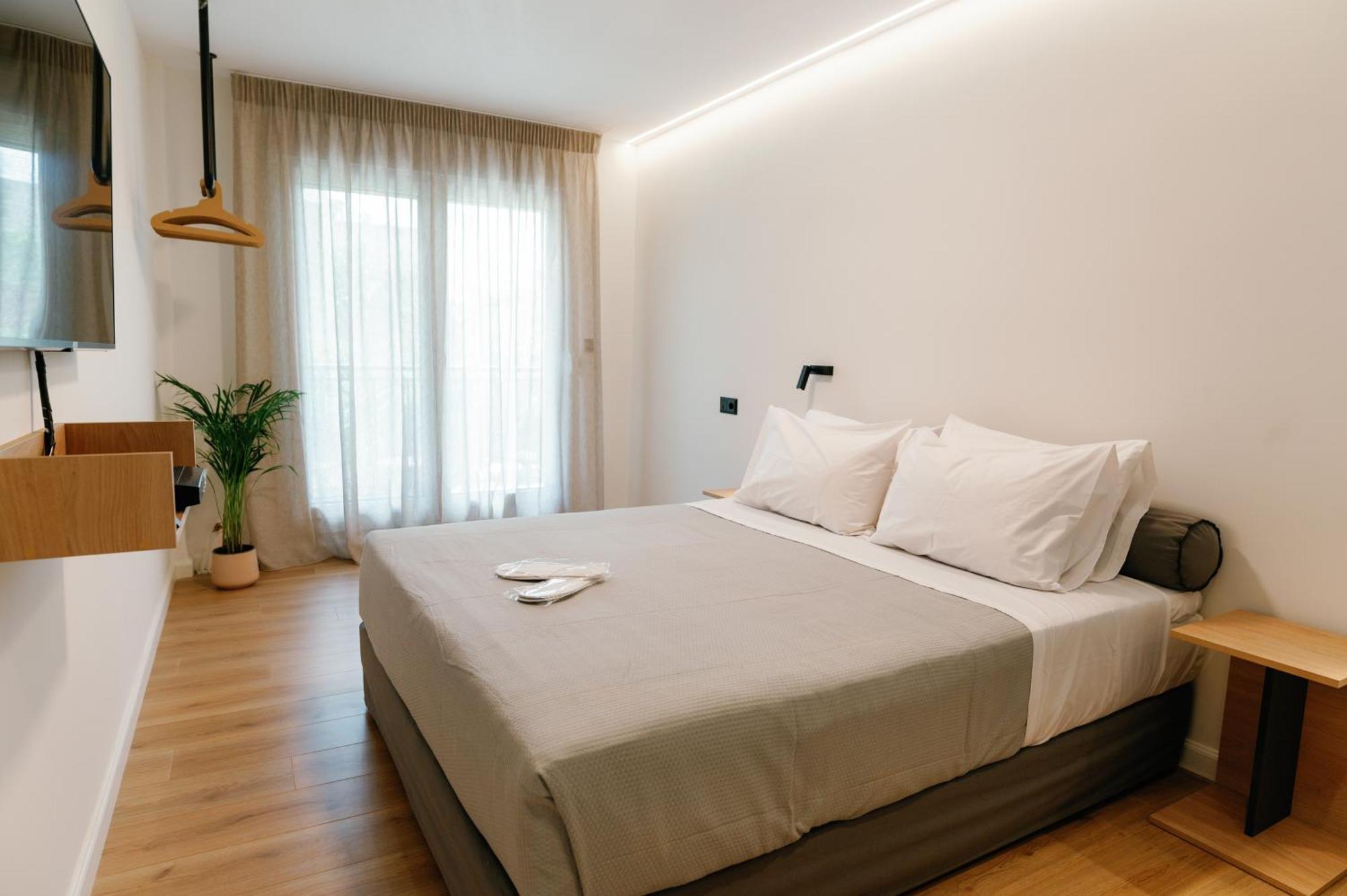 31 Doors Alexandroupoli