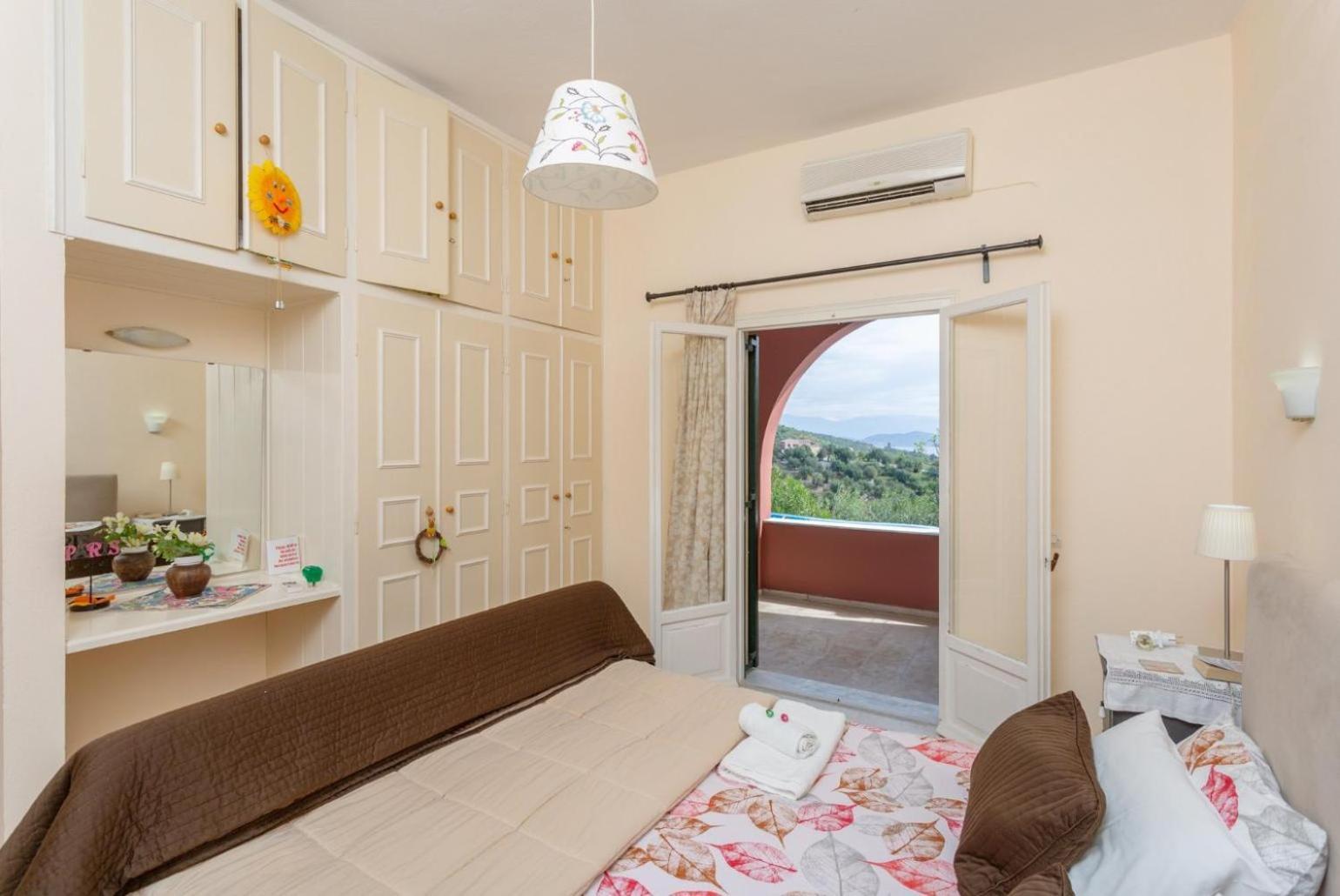 Villa Bougainvillea Gimari