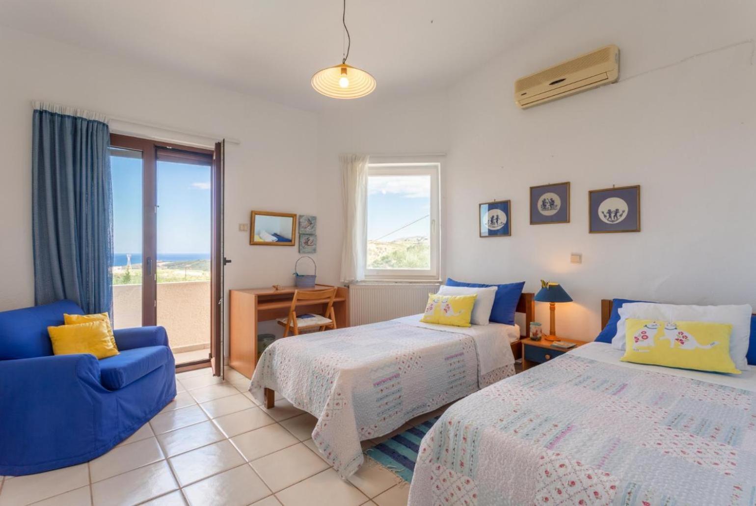 Armi Villa