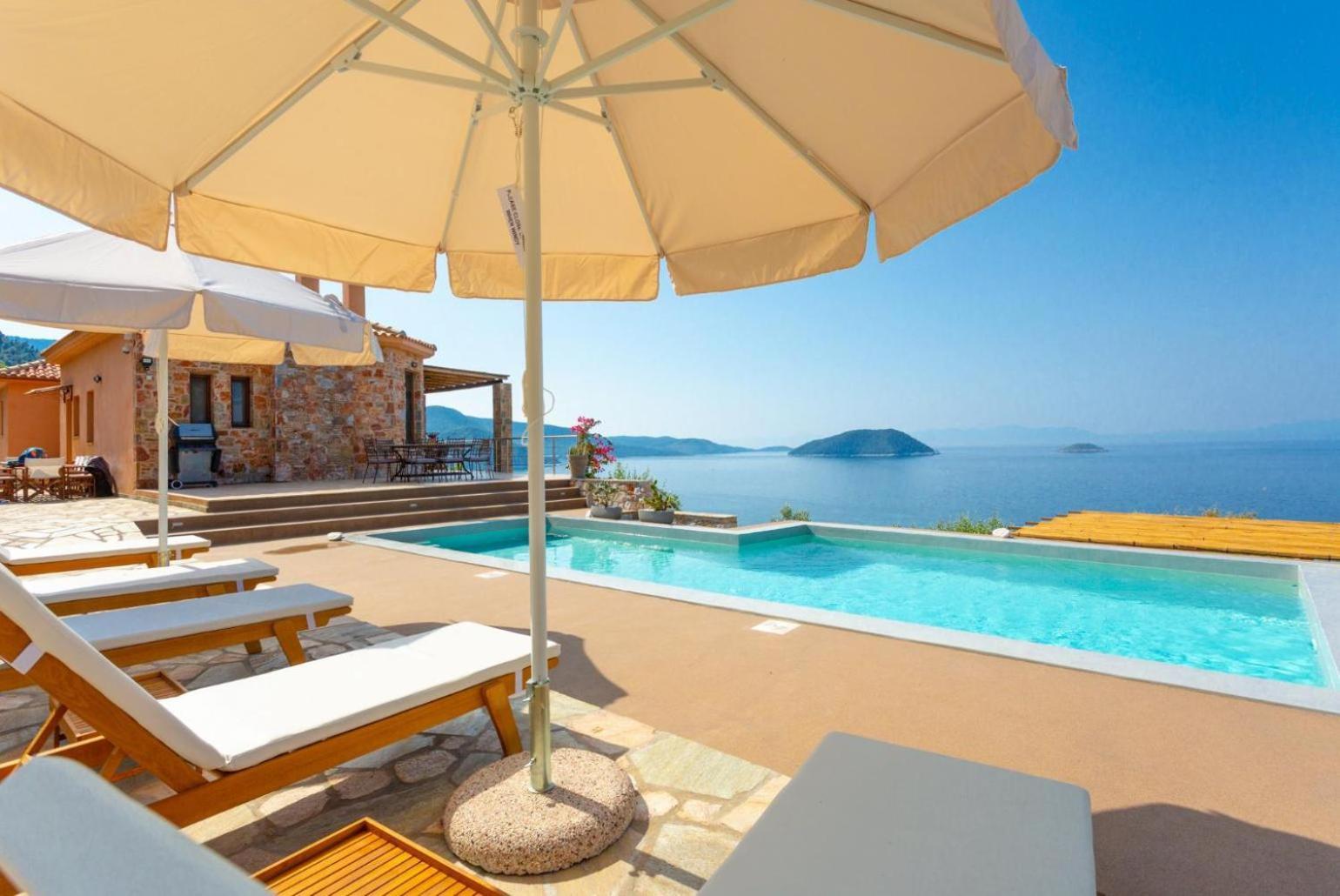 Diona Villa
