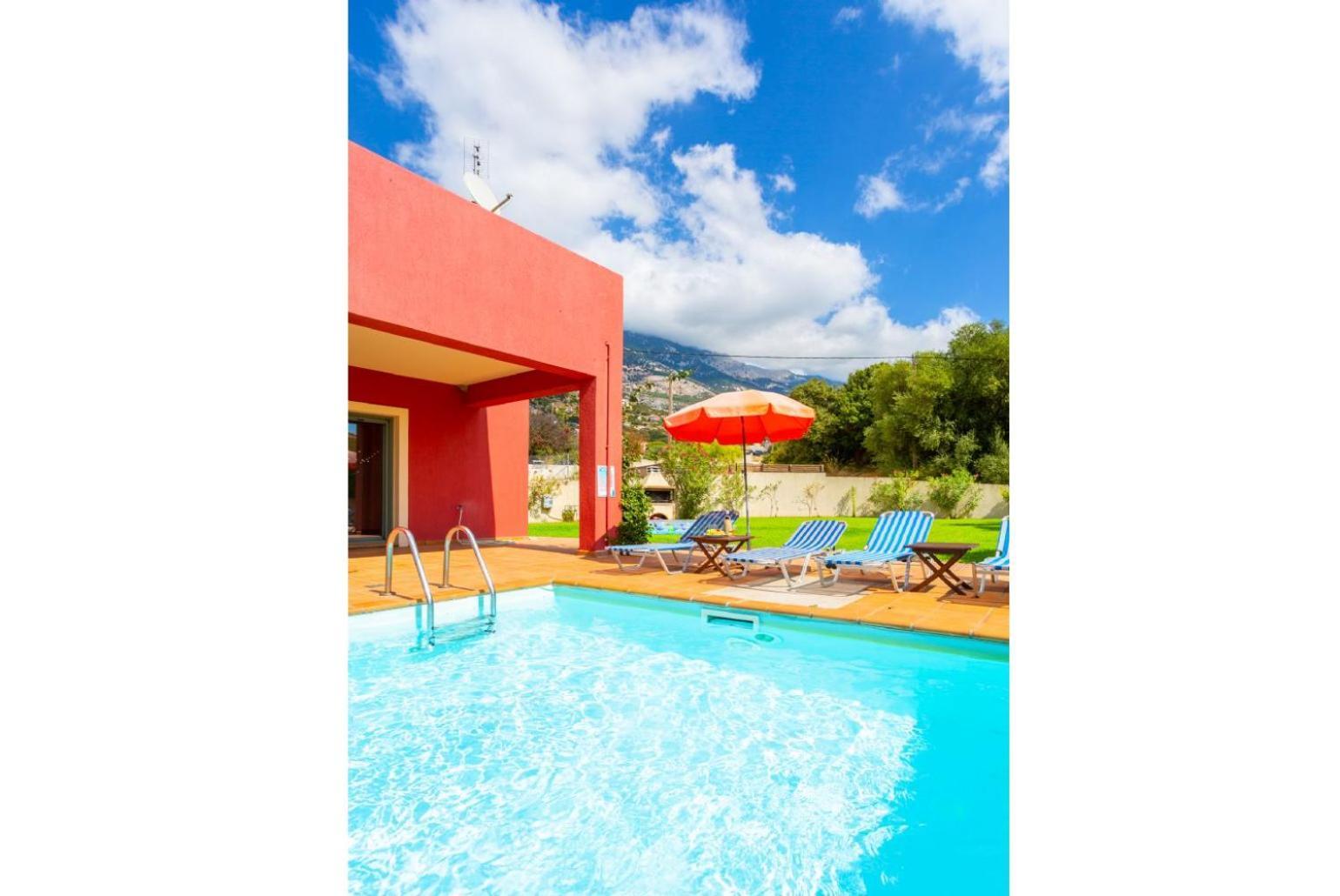 Vali * Trapezaki (Kefalonia)