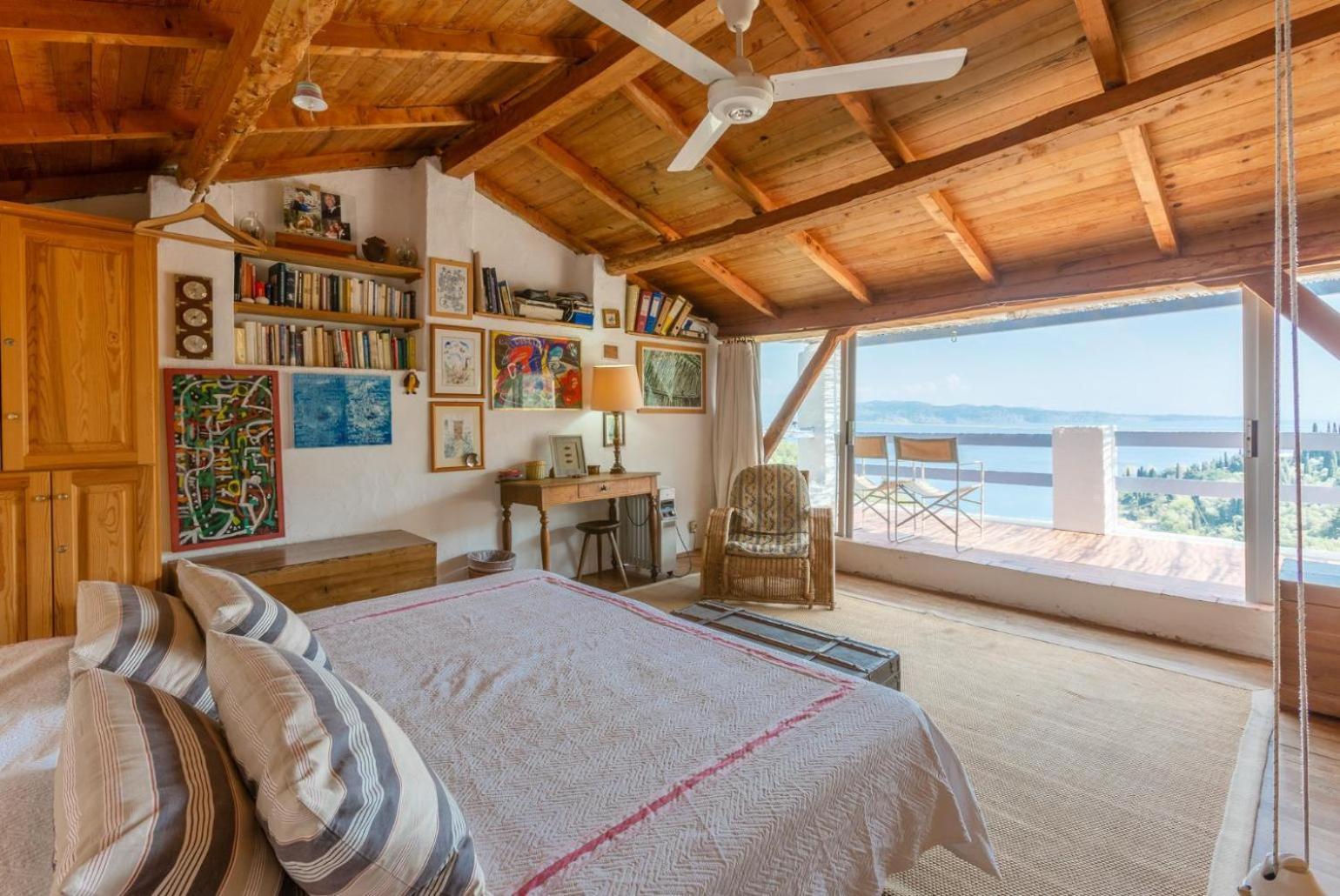 The Olive Press Bay Villa *