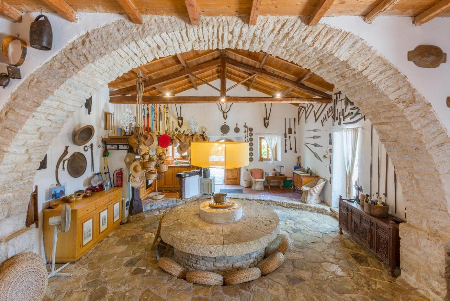 The Olive Press Bay Villa *