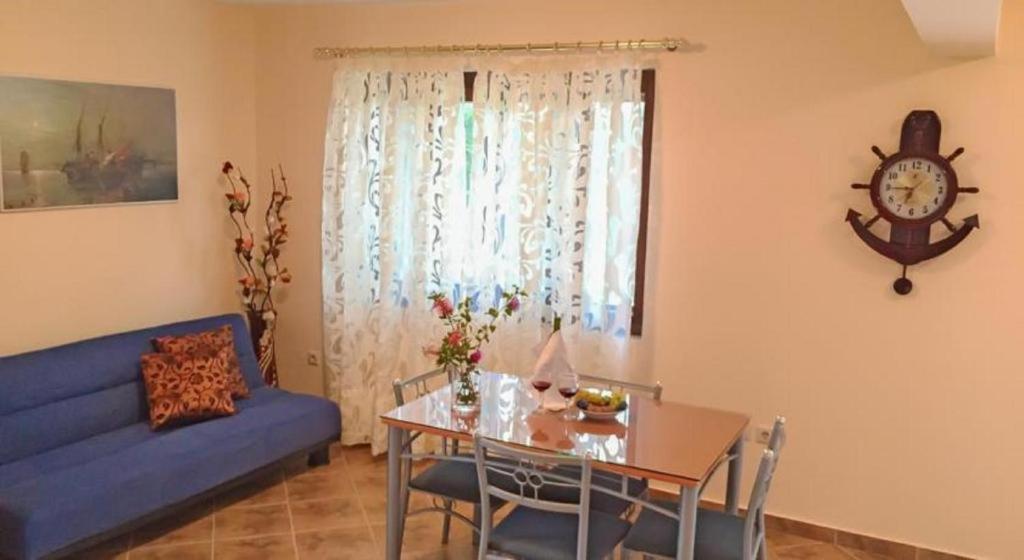 Glyfada || Holiday home Paralio Astros