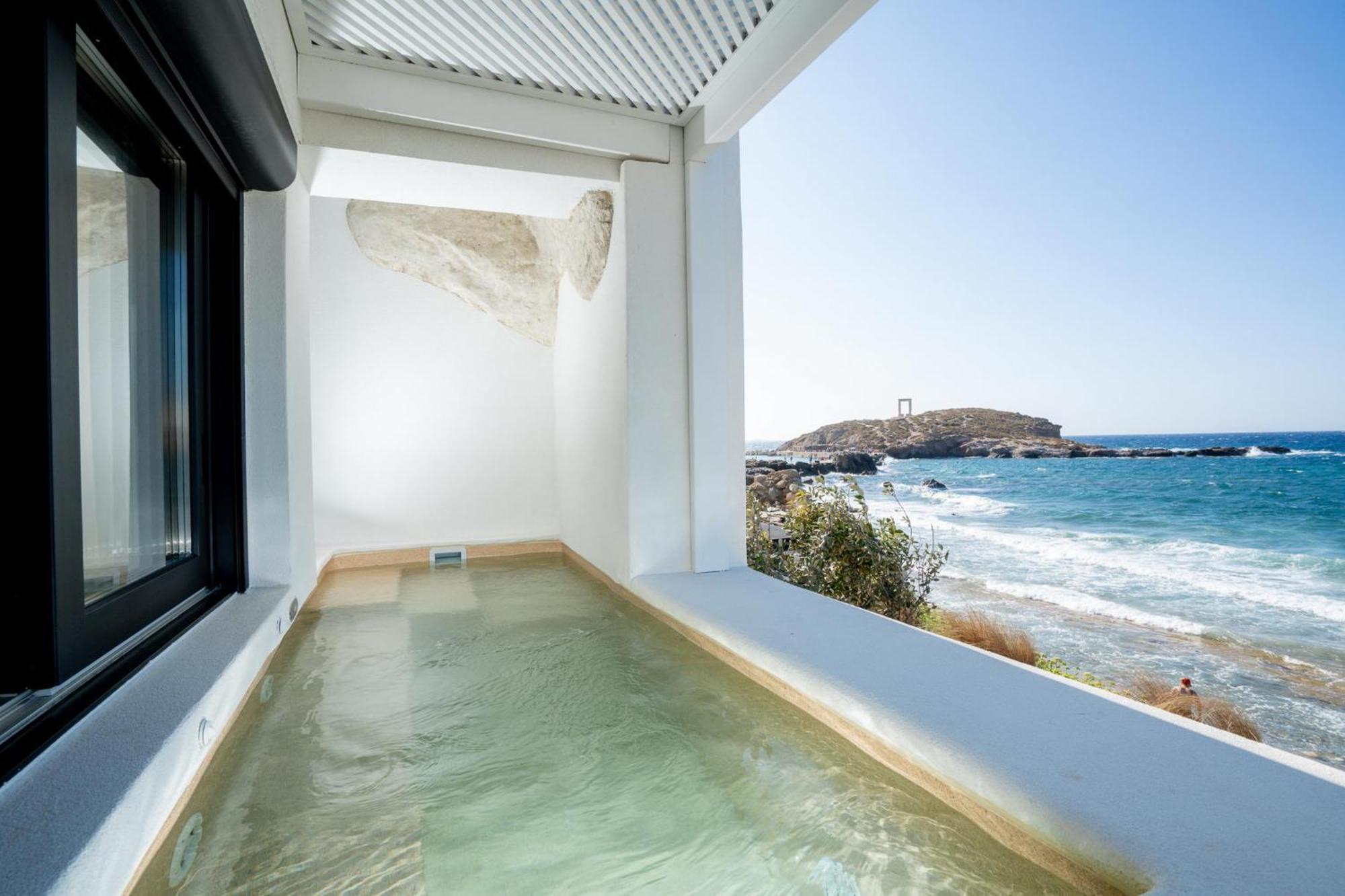 Portara Seaside Luxury