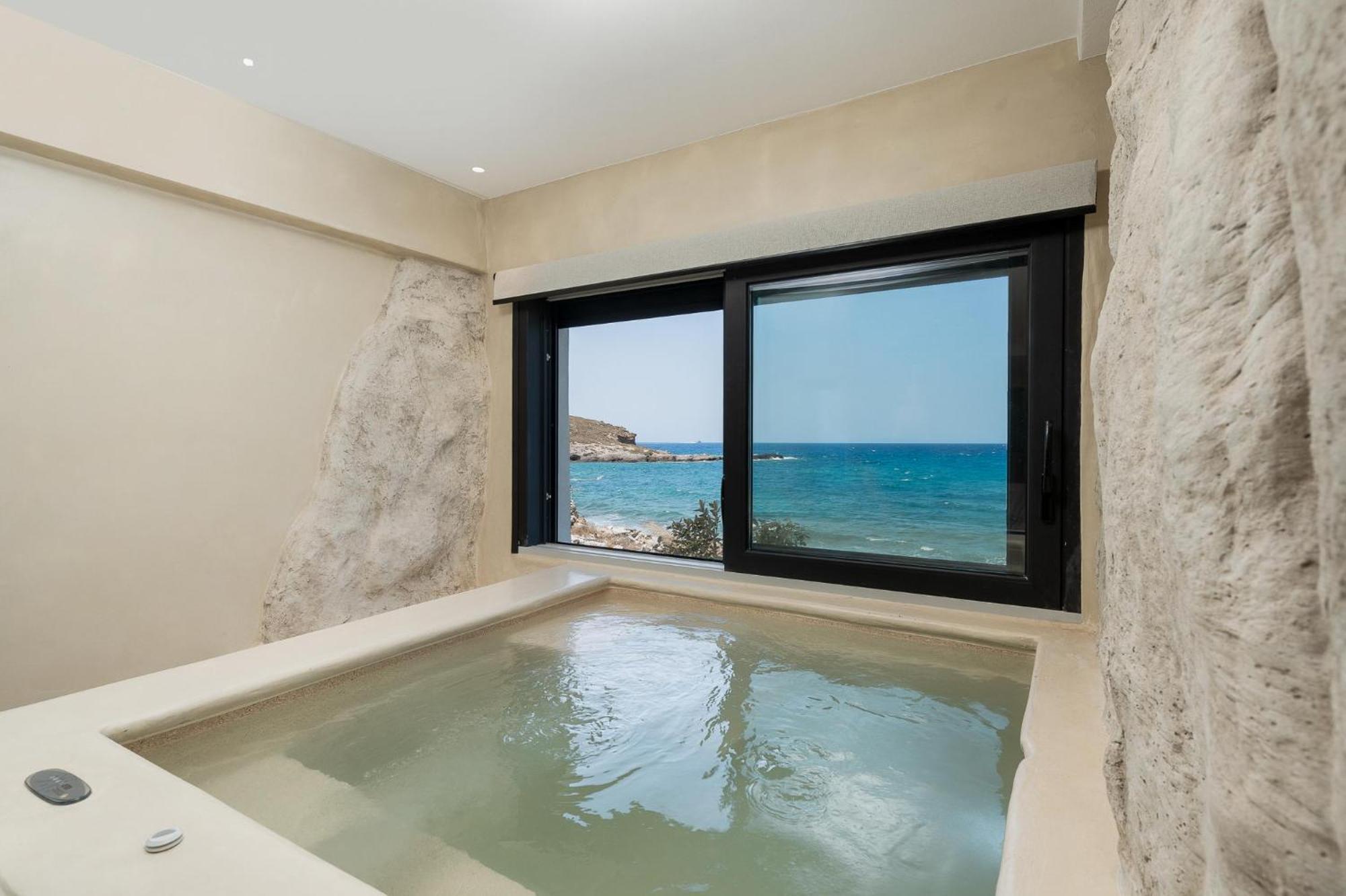 Aparthotel Portara Seaside Luxury