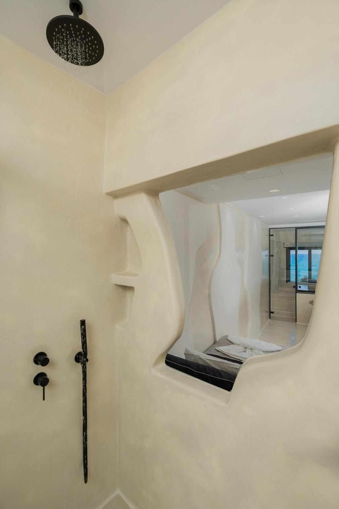 Portara Seaside Luxury Naxos City