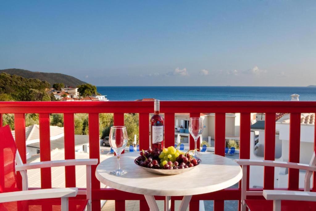 Aparthotel Viva Mare Foinikounta 3*