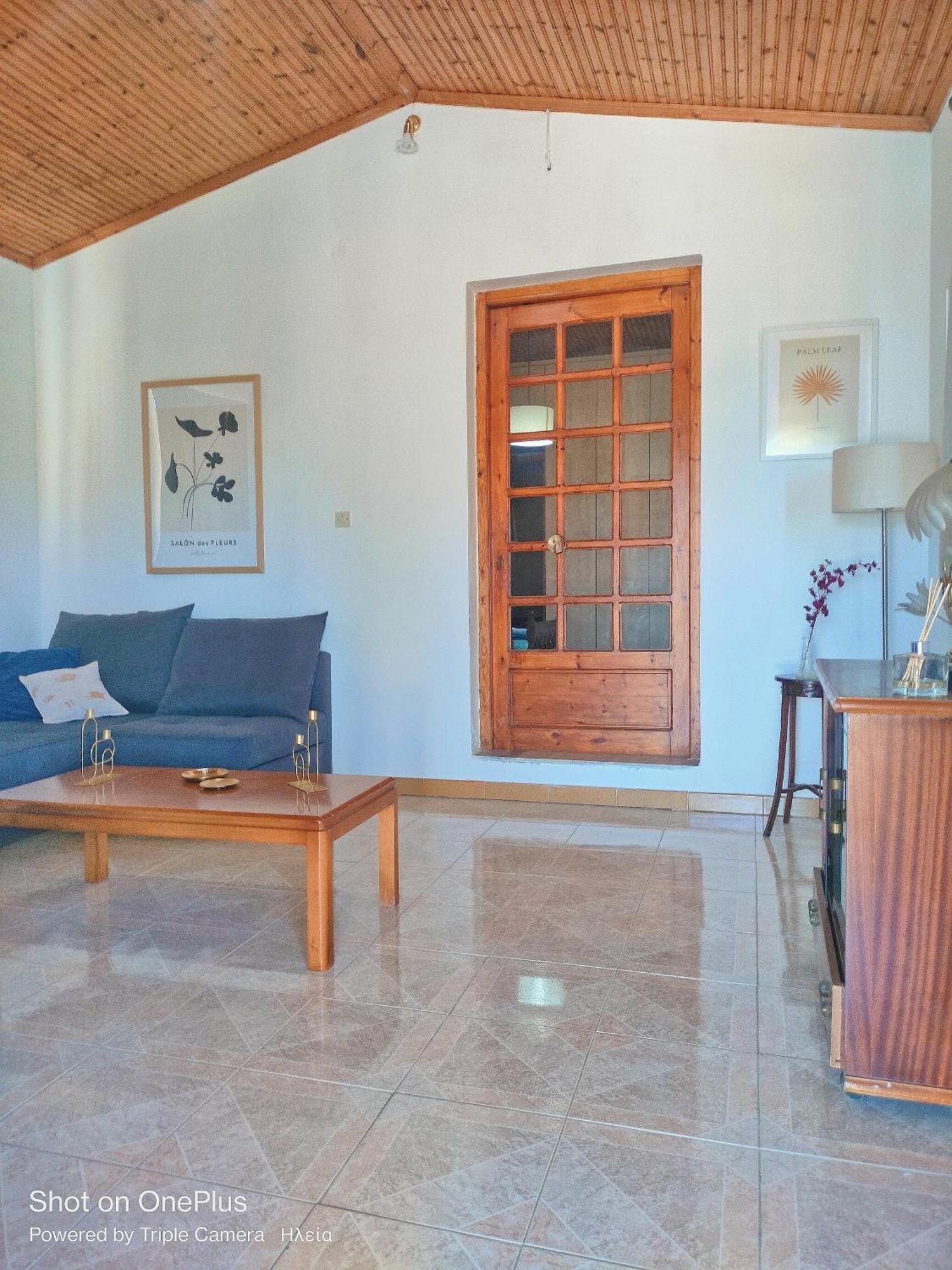 House Near Olympia Sleeps 6 Apartment