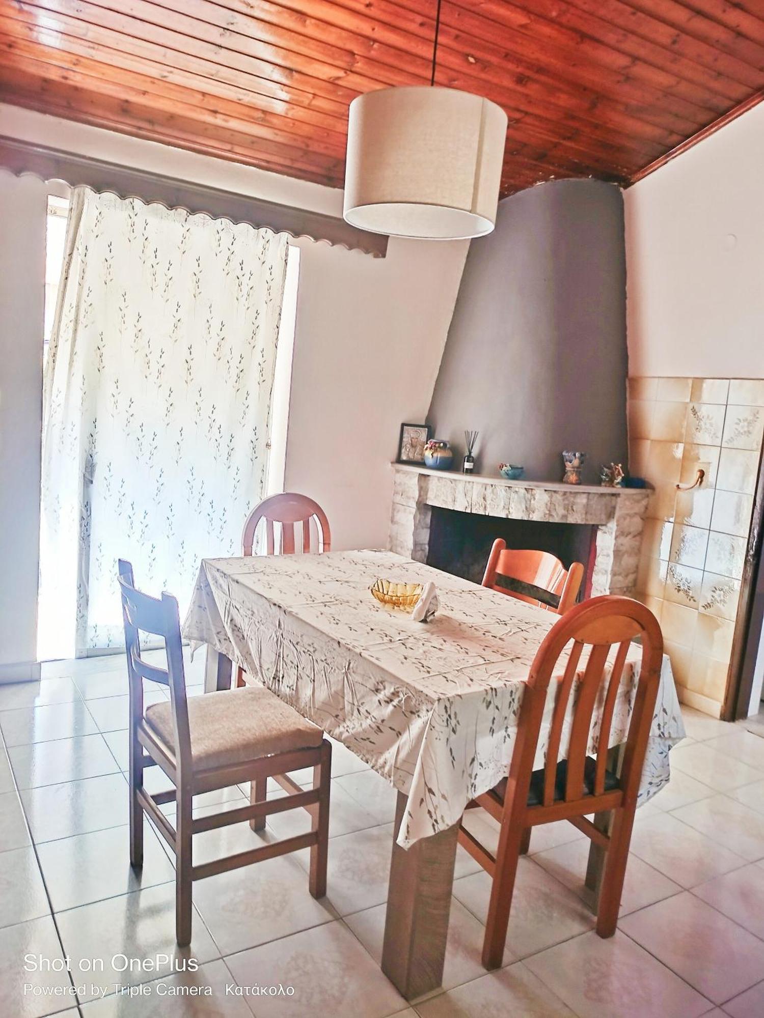 Apartment House Near Olympia Sleeps 6