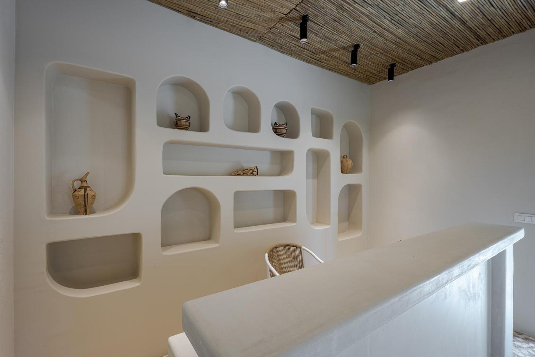 Aparthotel Ambeli Perivolos (Santorini)