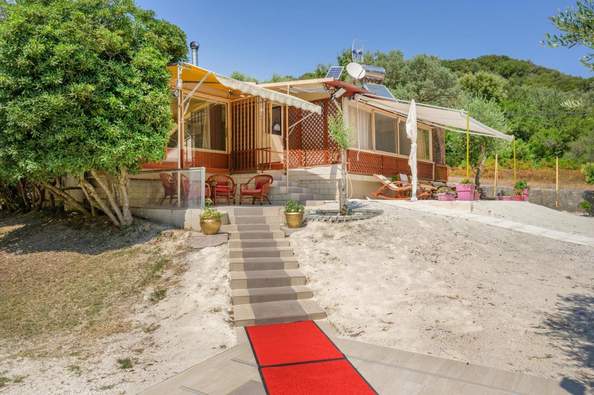 Holiday home ¨solo¨ In Paradise Ierissos
