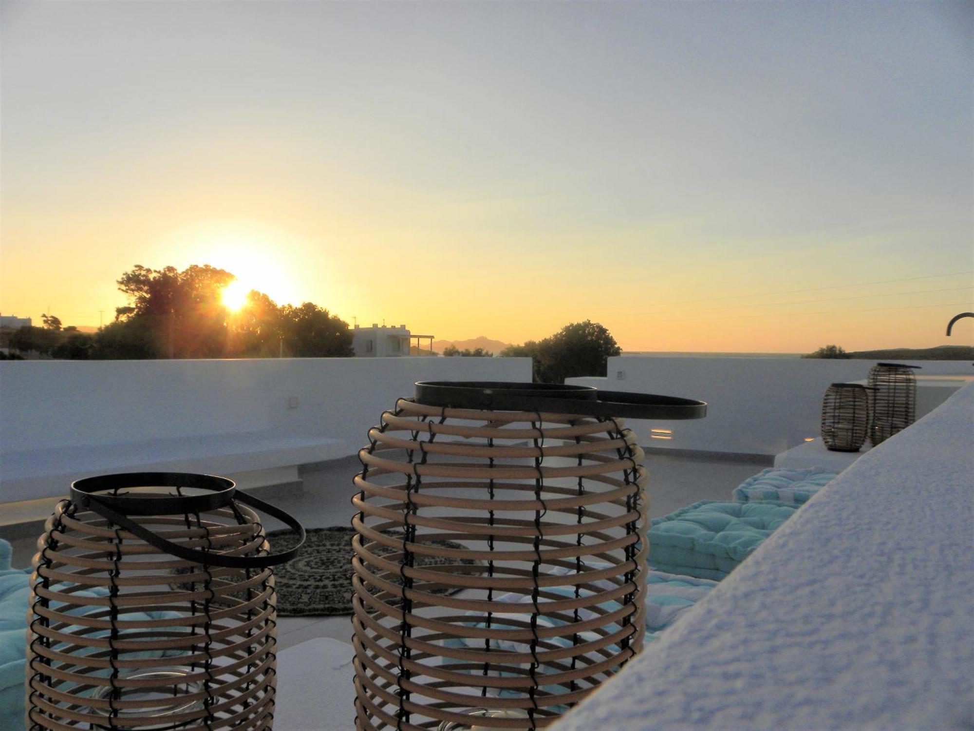 Seethesea Brand New Luxury For 4 Guests By The Sea! Villa Santa Maria (Paros)