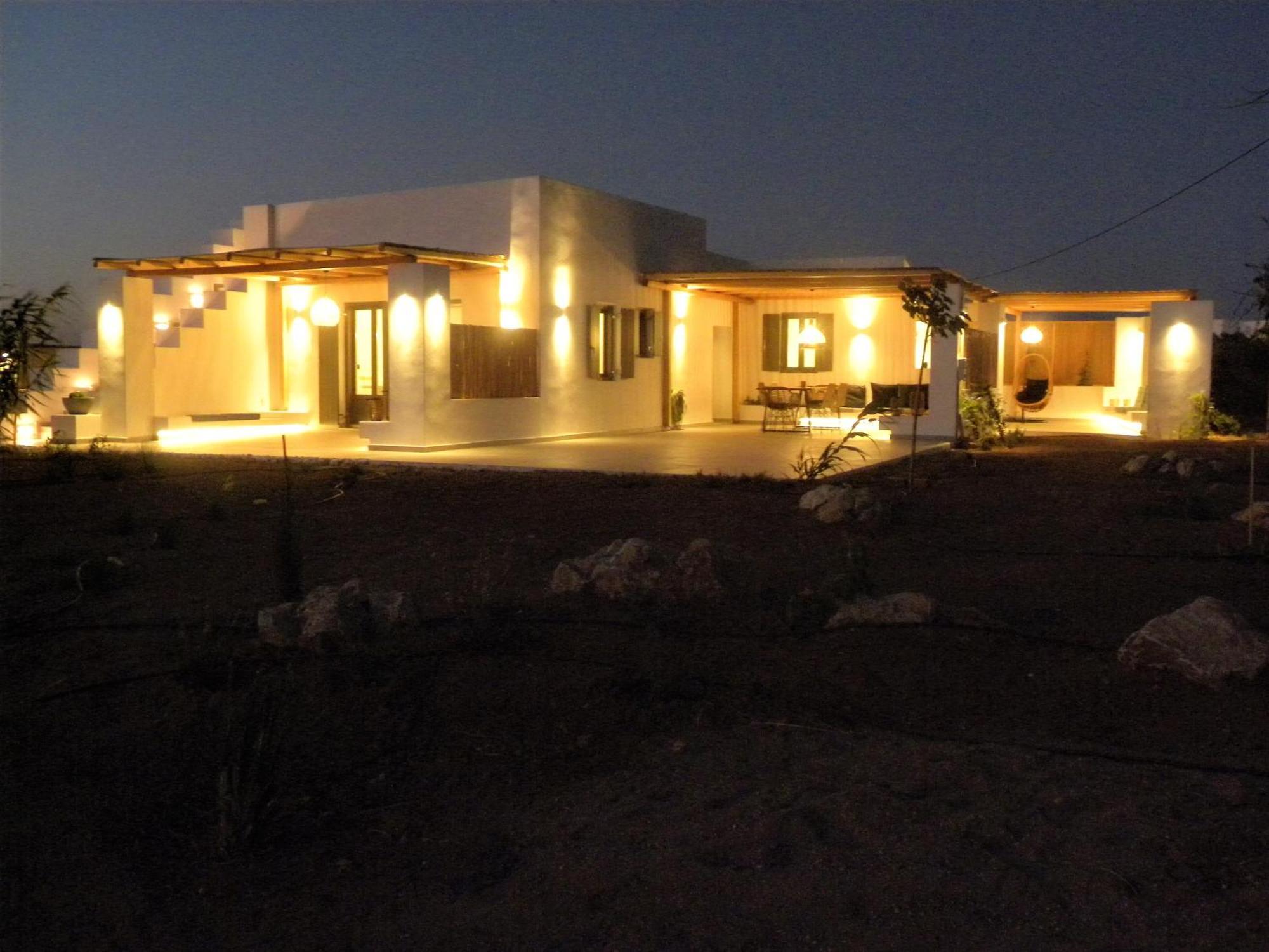 Villa Seethesea Brand New Luxury For 4 Guests By The Sea! Santa Maria (Paros)