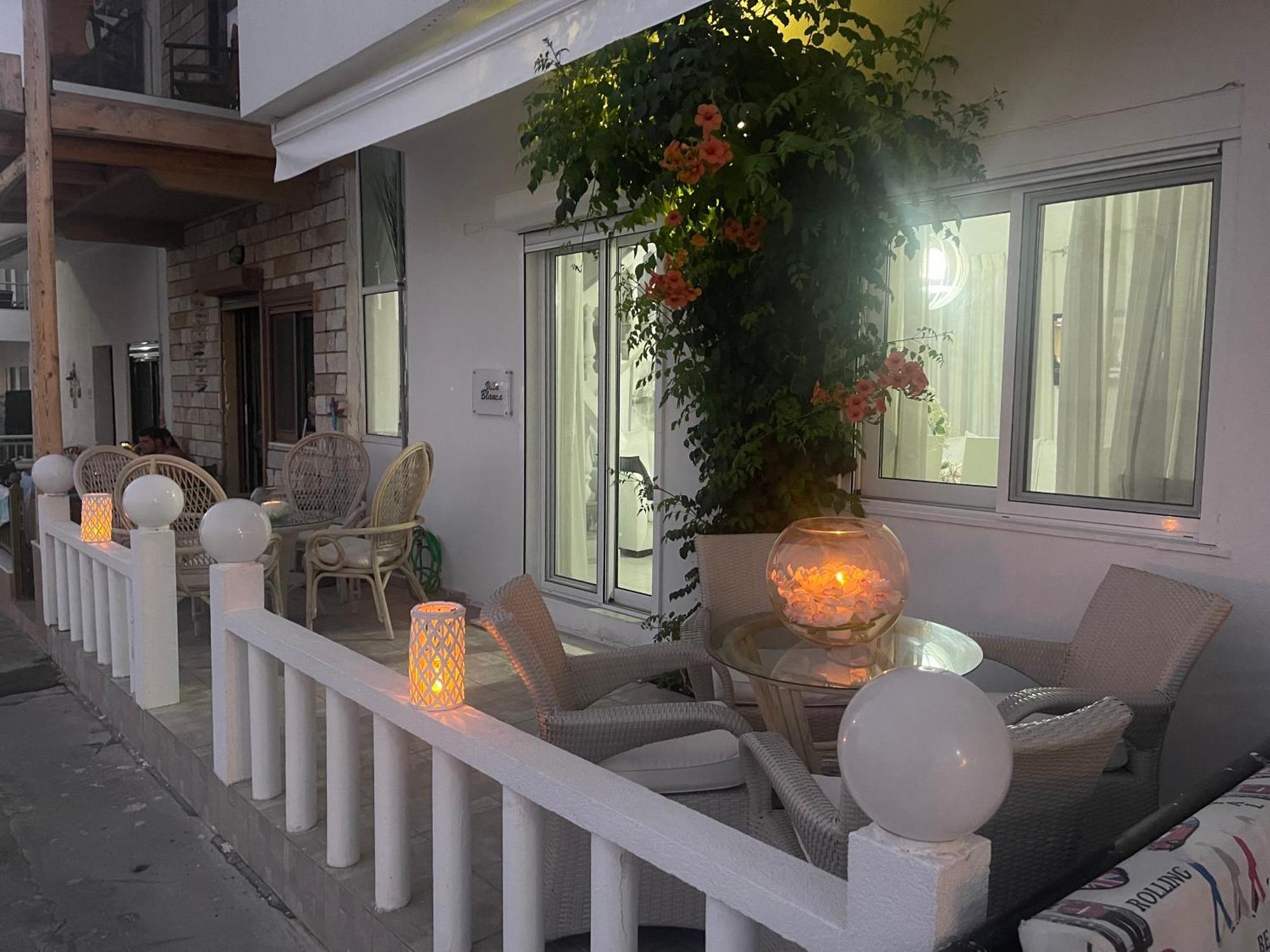 Villa Blanca *