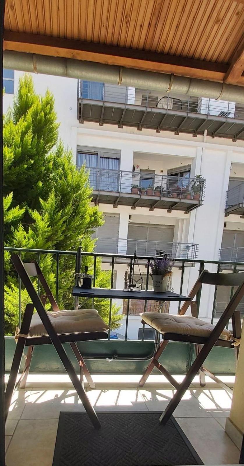 Comfy Near The Port And The Center Of Apartment
