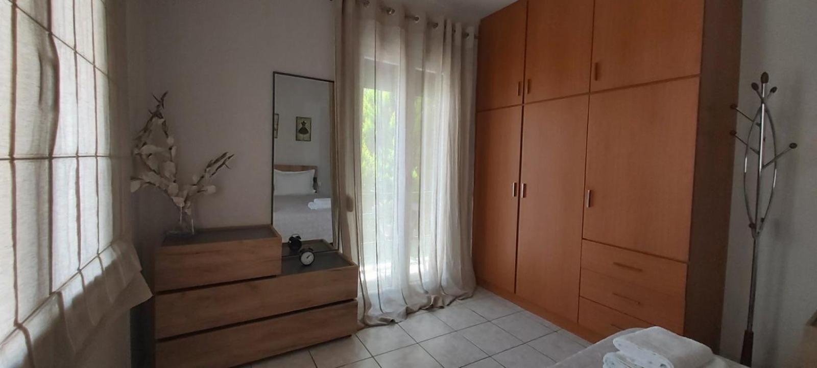 Comfy Near The Port And The Center Of Apartment Volos
