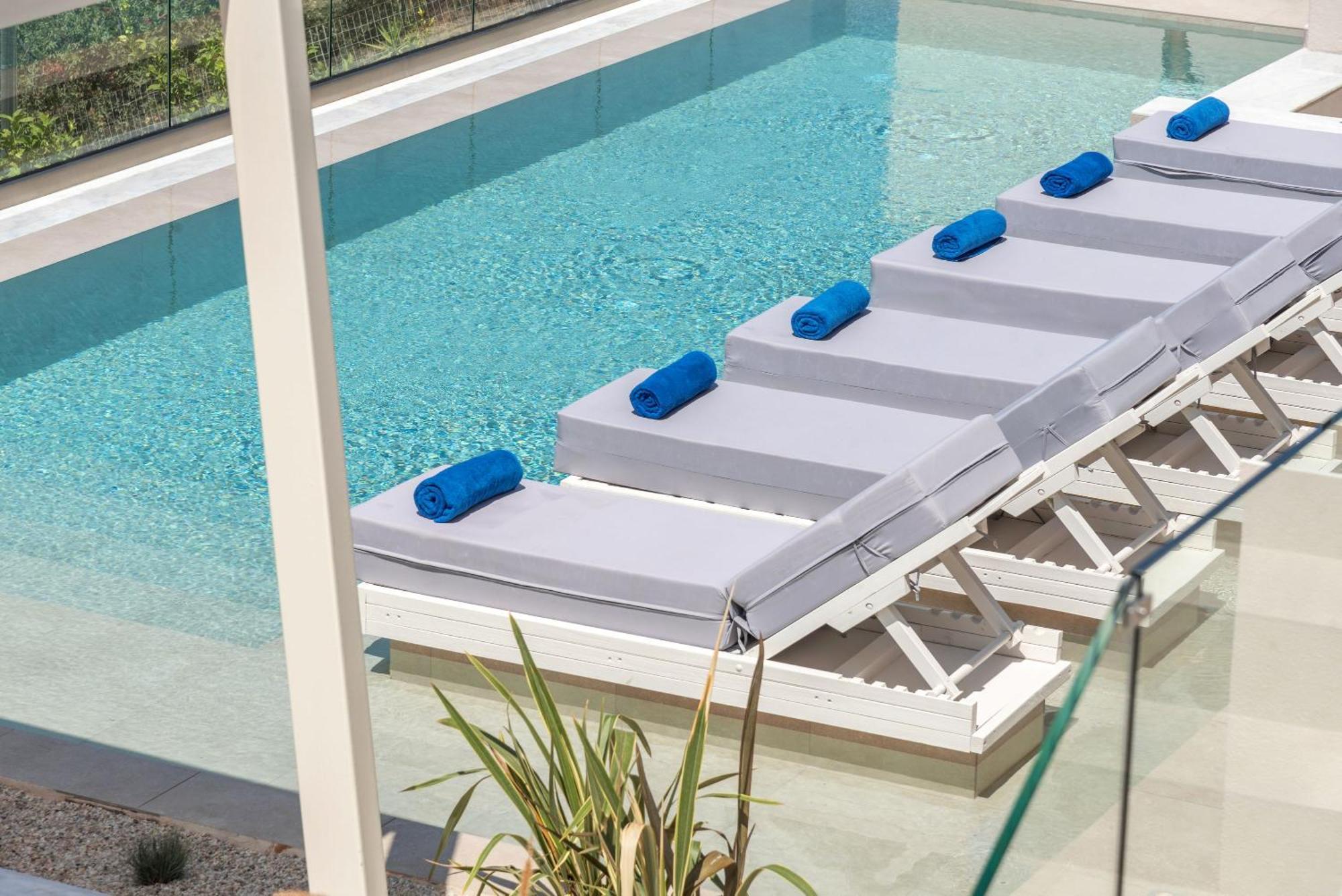 Seaview Lux By Posarellivillas Villa *