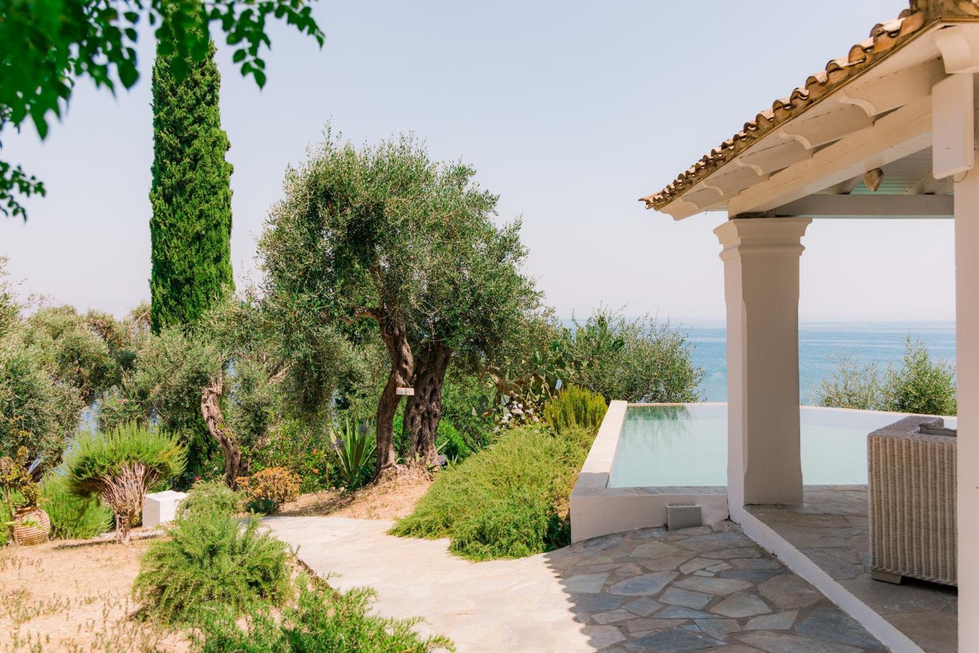 Holiday home Zoela Corfu - 2 Seperate With Full Privacy *