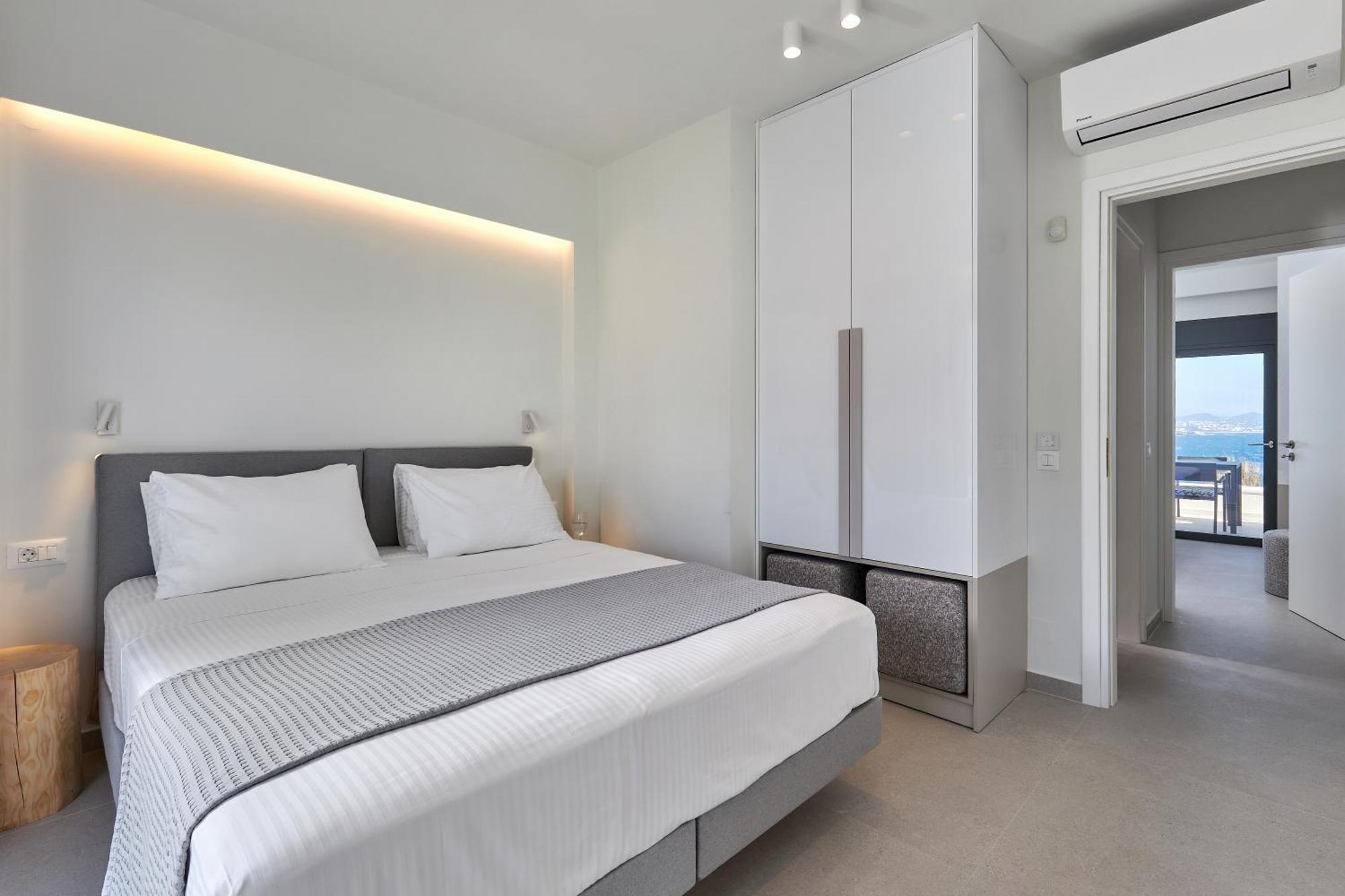 Pachnes Luxury - Heated Pool, Sea View Apartment *