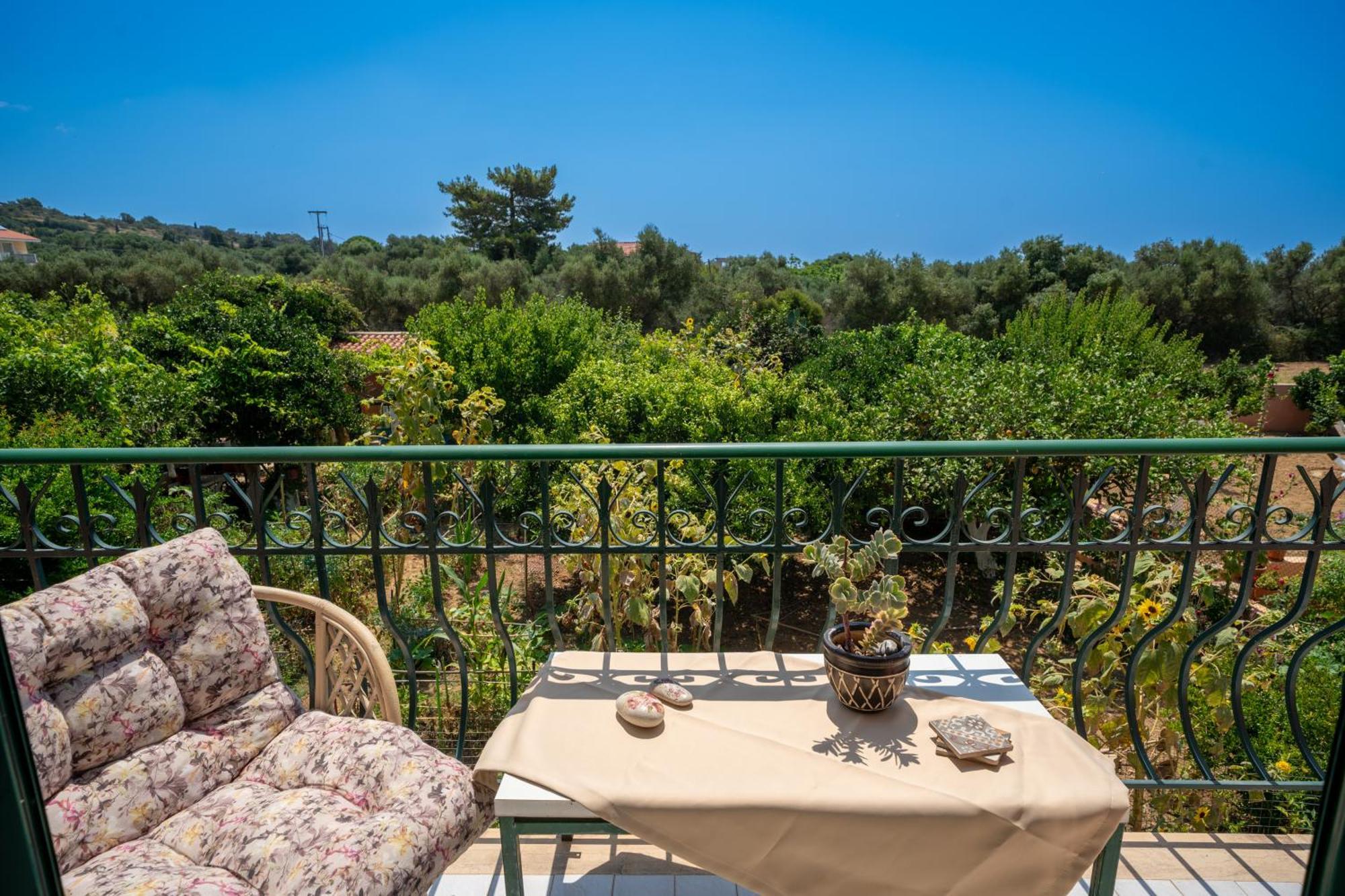 Ariadni Sea View Apartment Minia