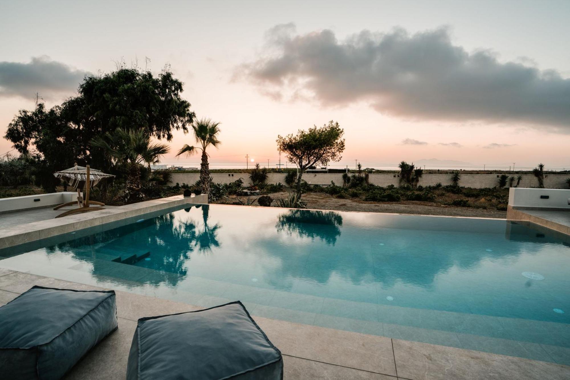 Echo Villa Fira (Santorini)