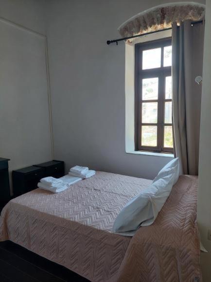 Apartment Belessi's Mansion Yefira