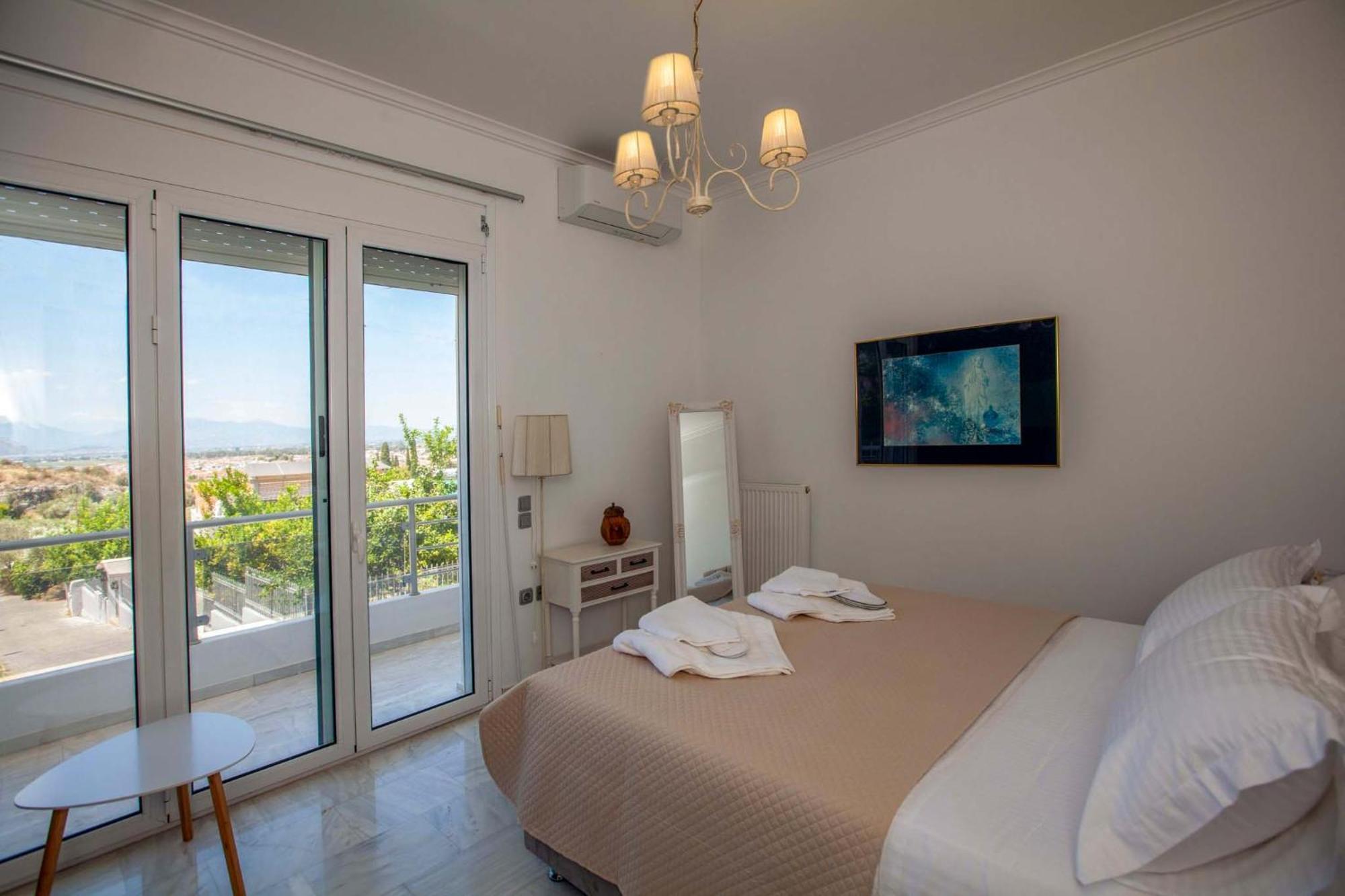 Bourtzi View Villa Nafplio