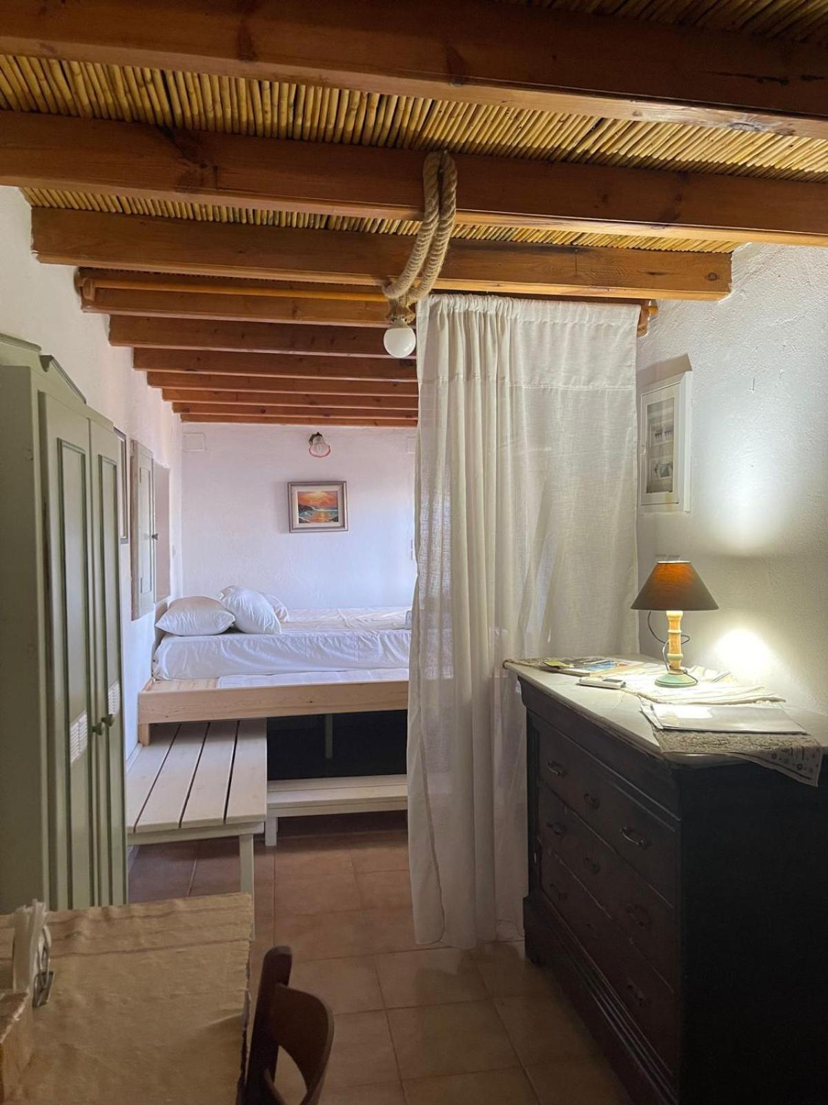Petrino 2 - Traditional Lerian House Lakkion