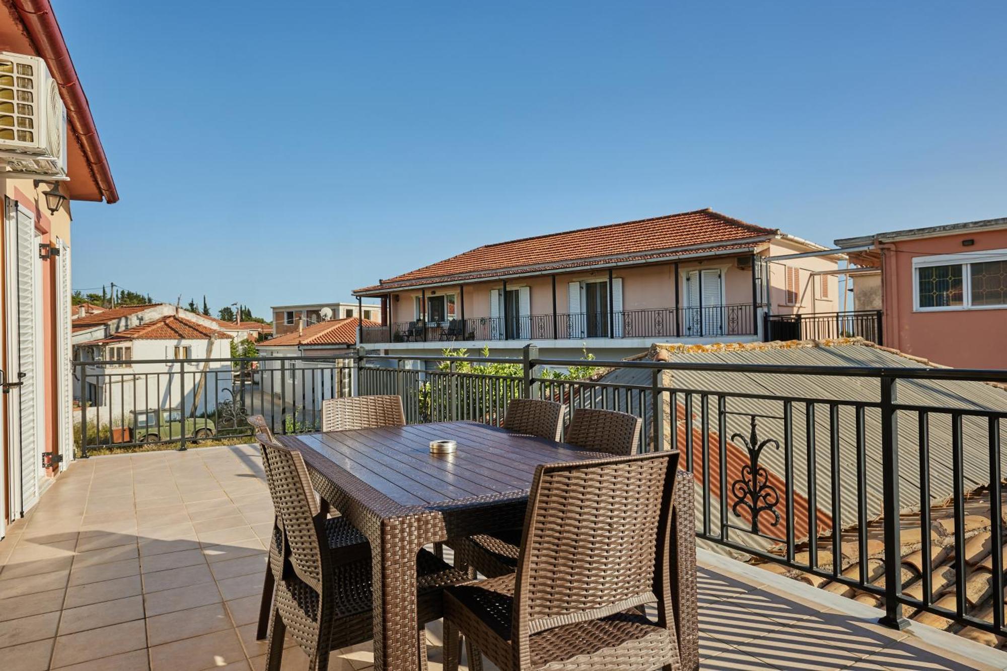 Apartment Roxa Montuoso Agios Leon