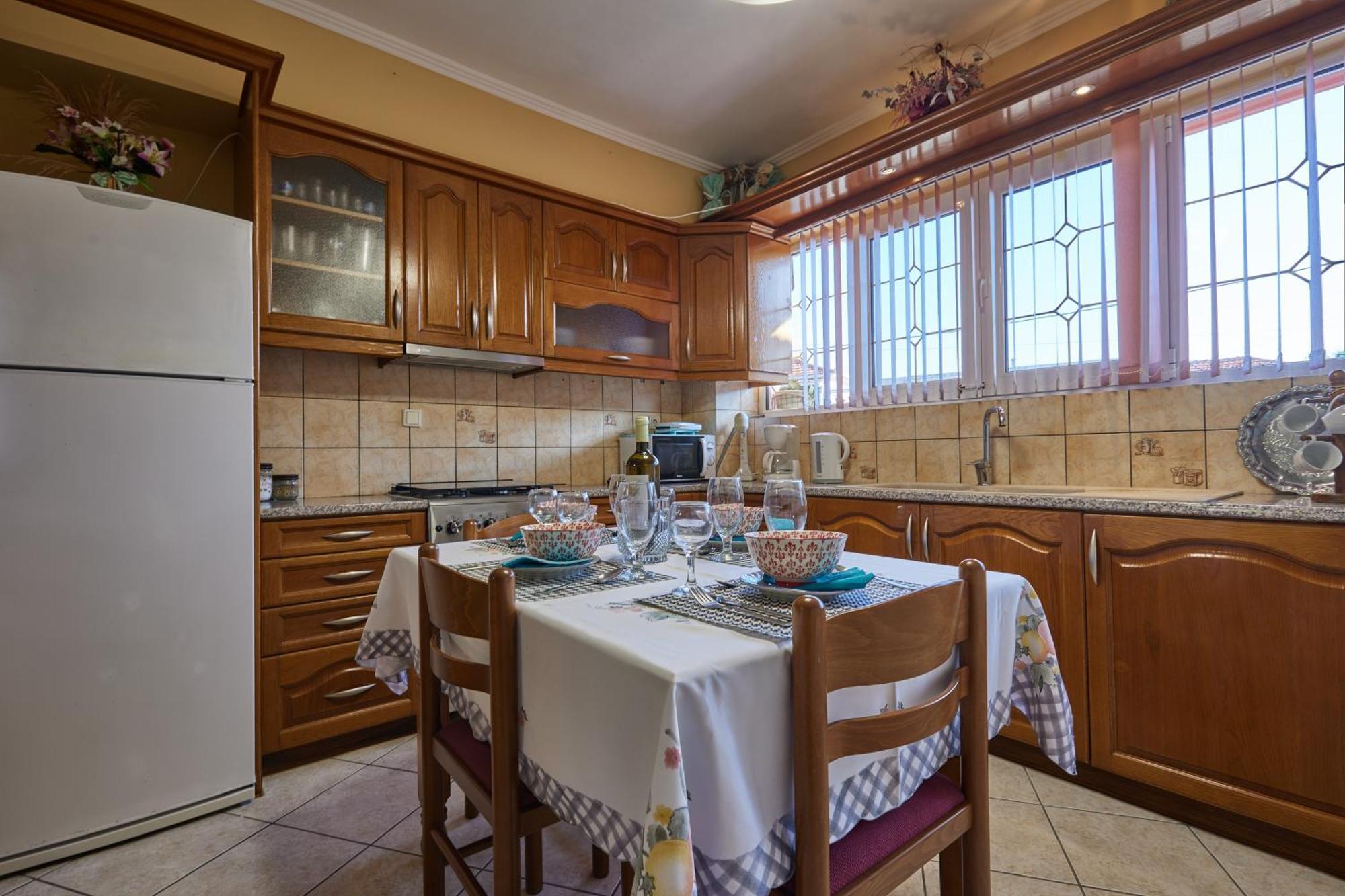 Roxa Montuoso Apartment Agios Leon