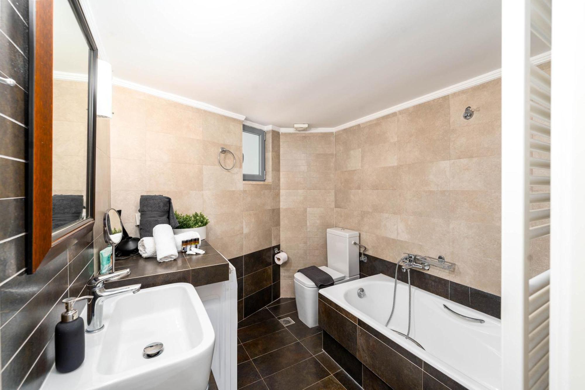 Byron Luxury Apartment