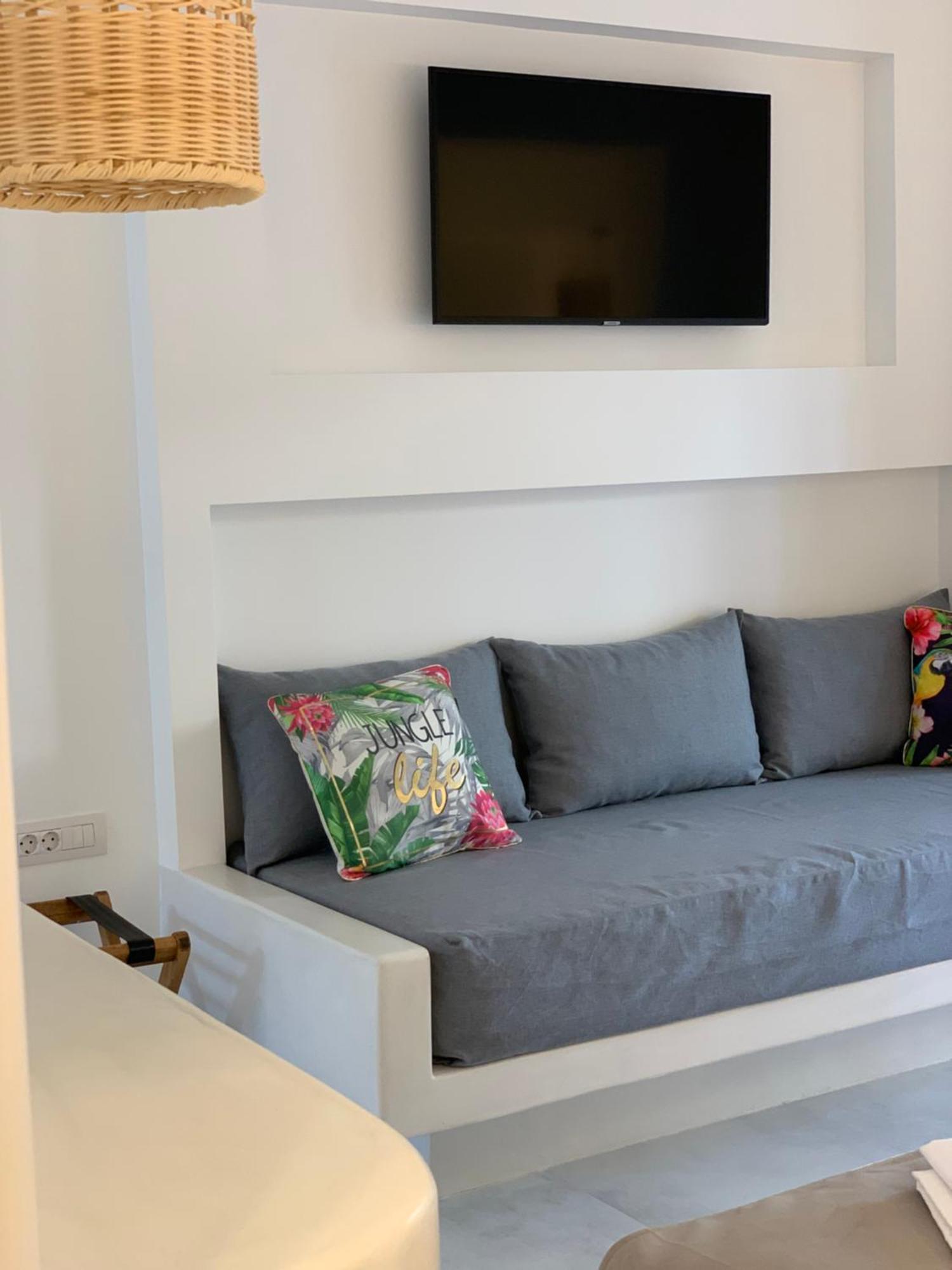 Art Apartment Chora (Ios)