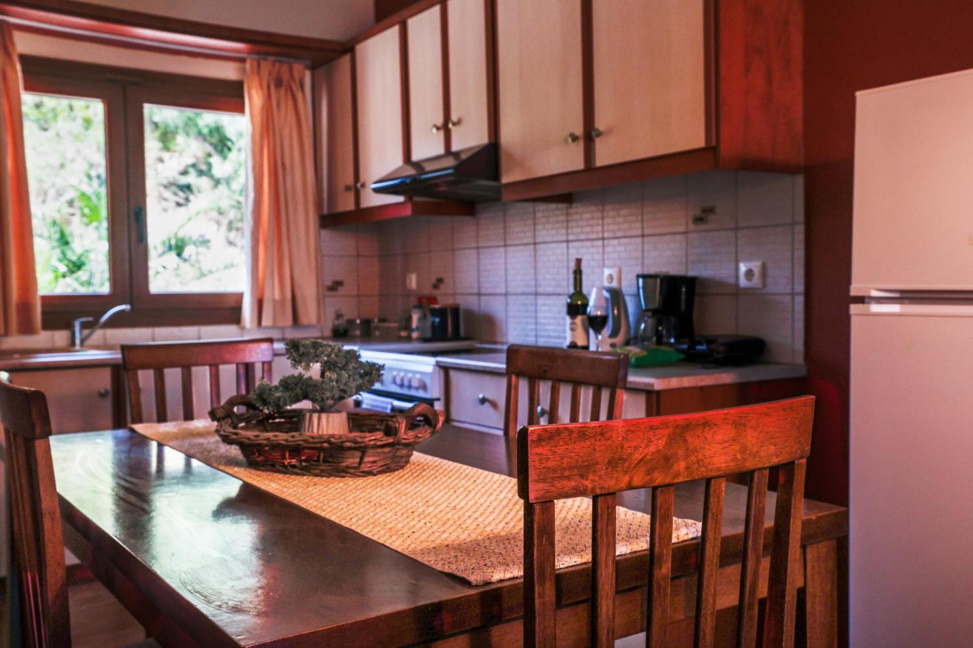 Venetico Beachfront & - Sea View Apartment Argassi