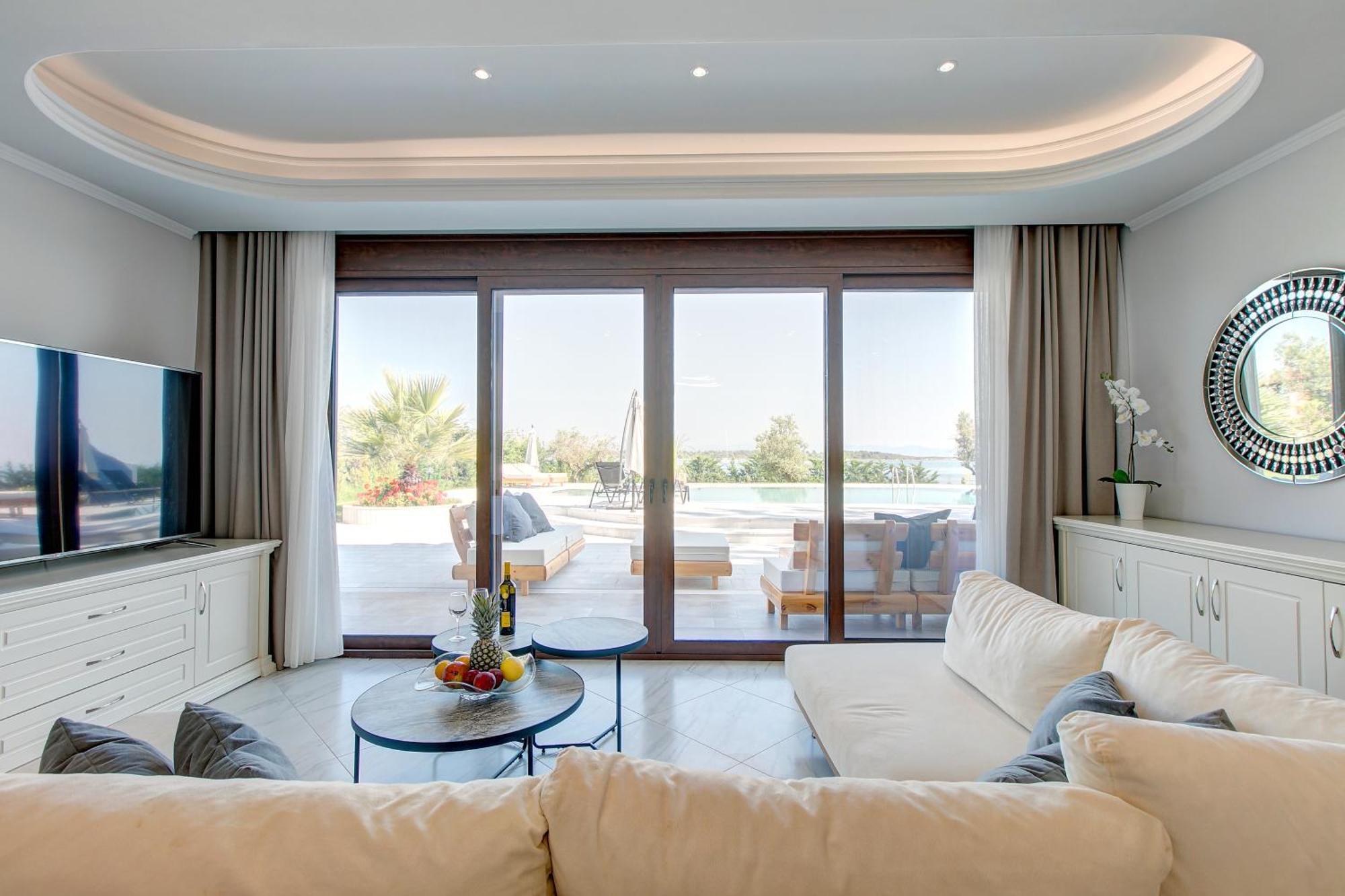 Chrisa Villa